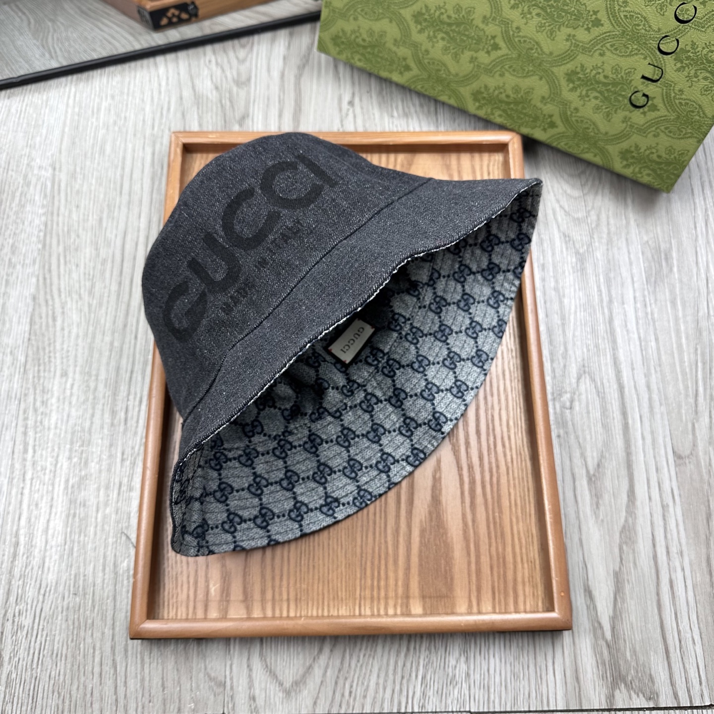 。G家。【高版本-提花里布】GG经典复古老花渔夫帽！这款复古牛仔老花渔夫帽，真的是经典中的NO.1，绝美
