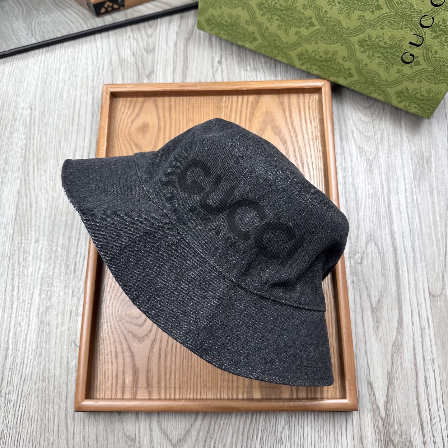 。G家。【高版本-提花里布】GG经典复古老花渔夫帽！这款复古牛仔老花渔夫帽，真的是经典中的NO.1，绝美