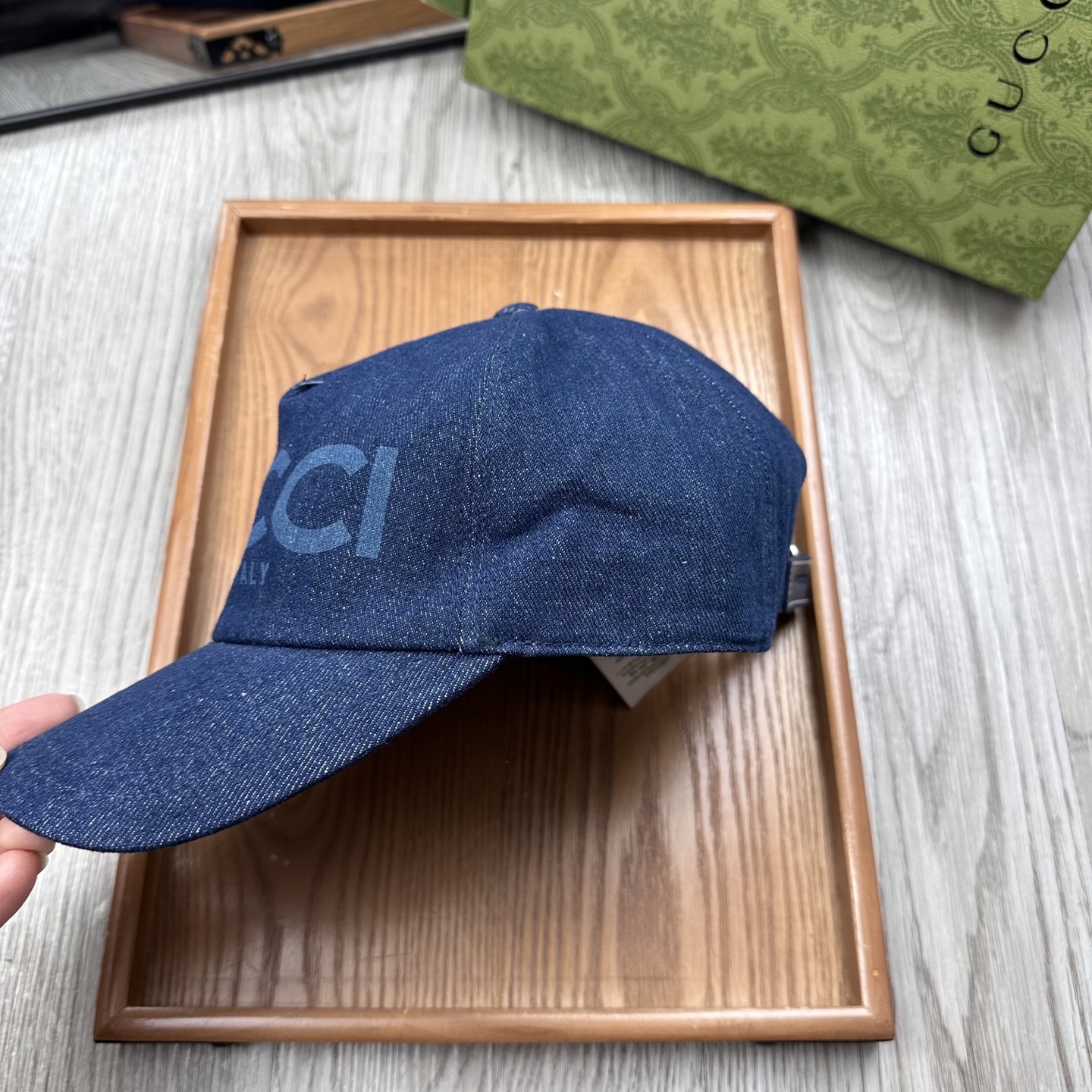 。G家。【配防尘袋】新品棒球帽！材质：纯棉！透气性好！春天挡风，夏天防晒必备单品！颜色大气！款式新颖别致