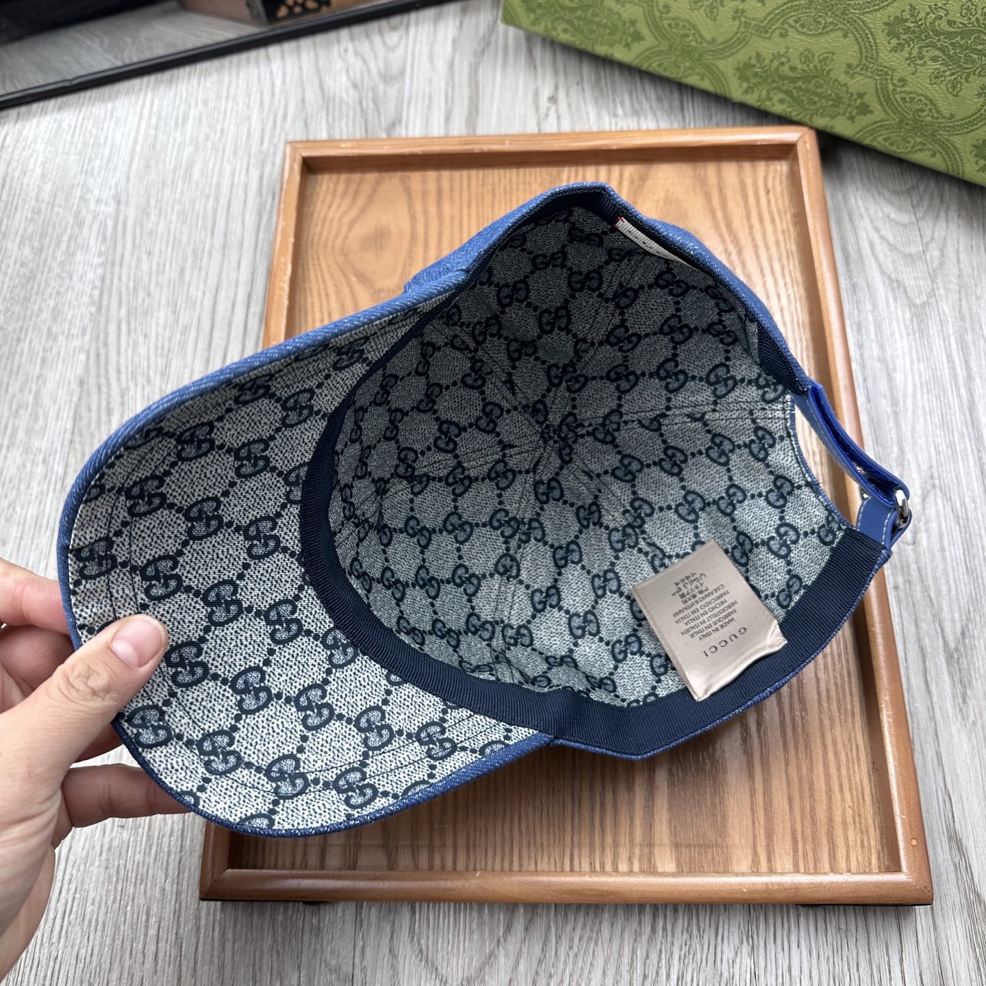 。G家。【配防尘袋】新品棒球帽！材质：纯棉！透气性好！春天挡风，夏天防晒必备单品！颜色大气！款式新颖别致