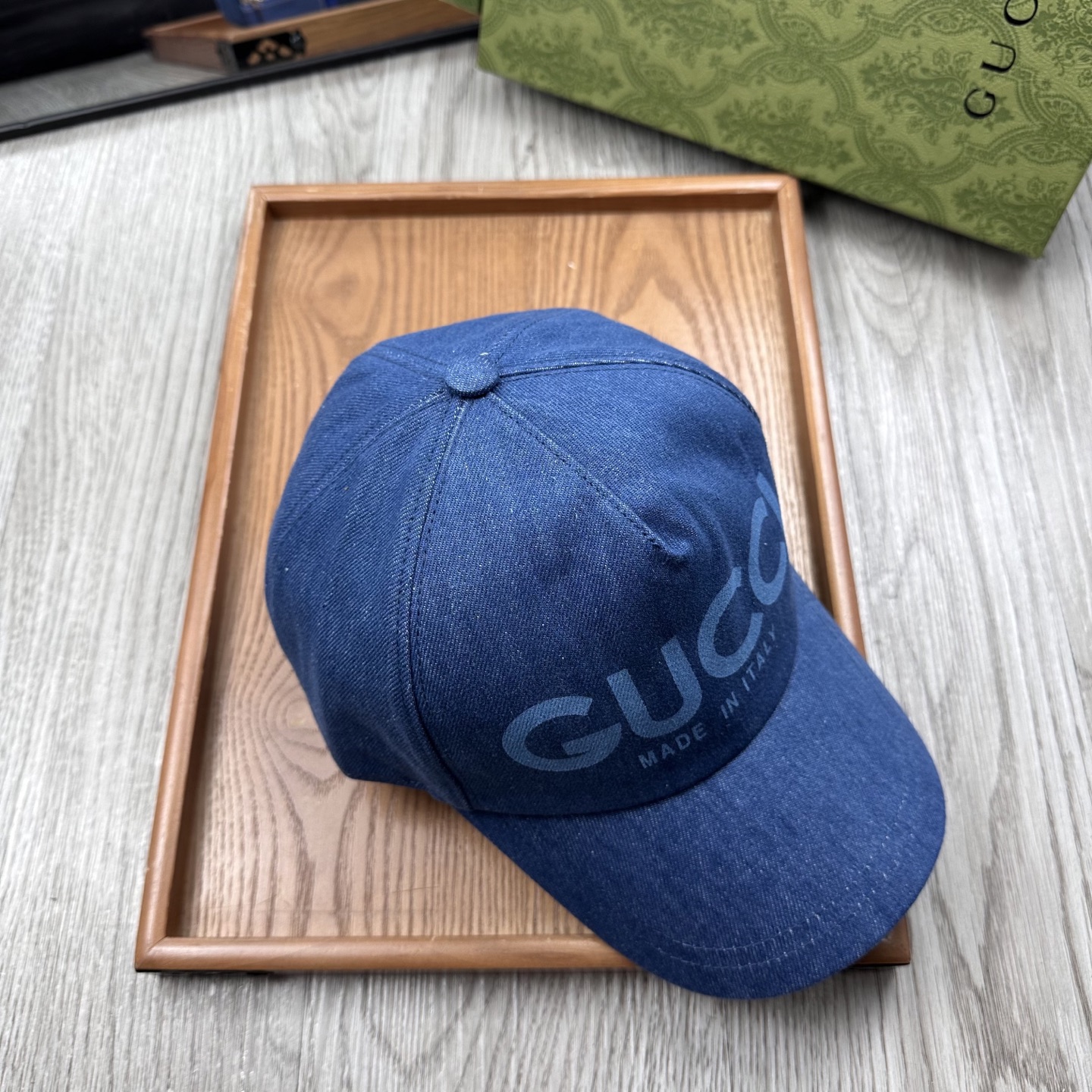。G家。【配防尘袋】新品棒球帽！材质：纯棉！透气性好！春天挡风，夏天防晒必备单品！颜色大气！款式新颖别致