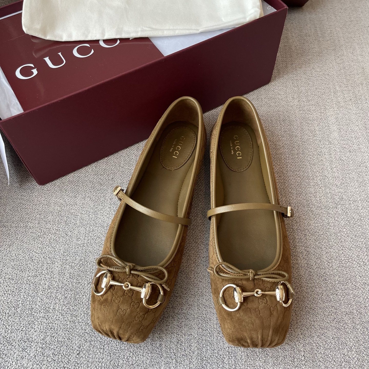 GUCCI 马衔扣 玛丽珍 平底鞋 羊反绒