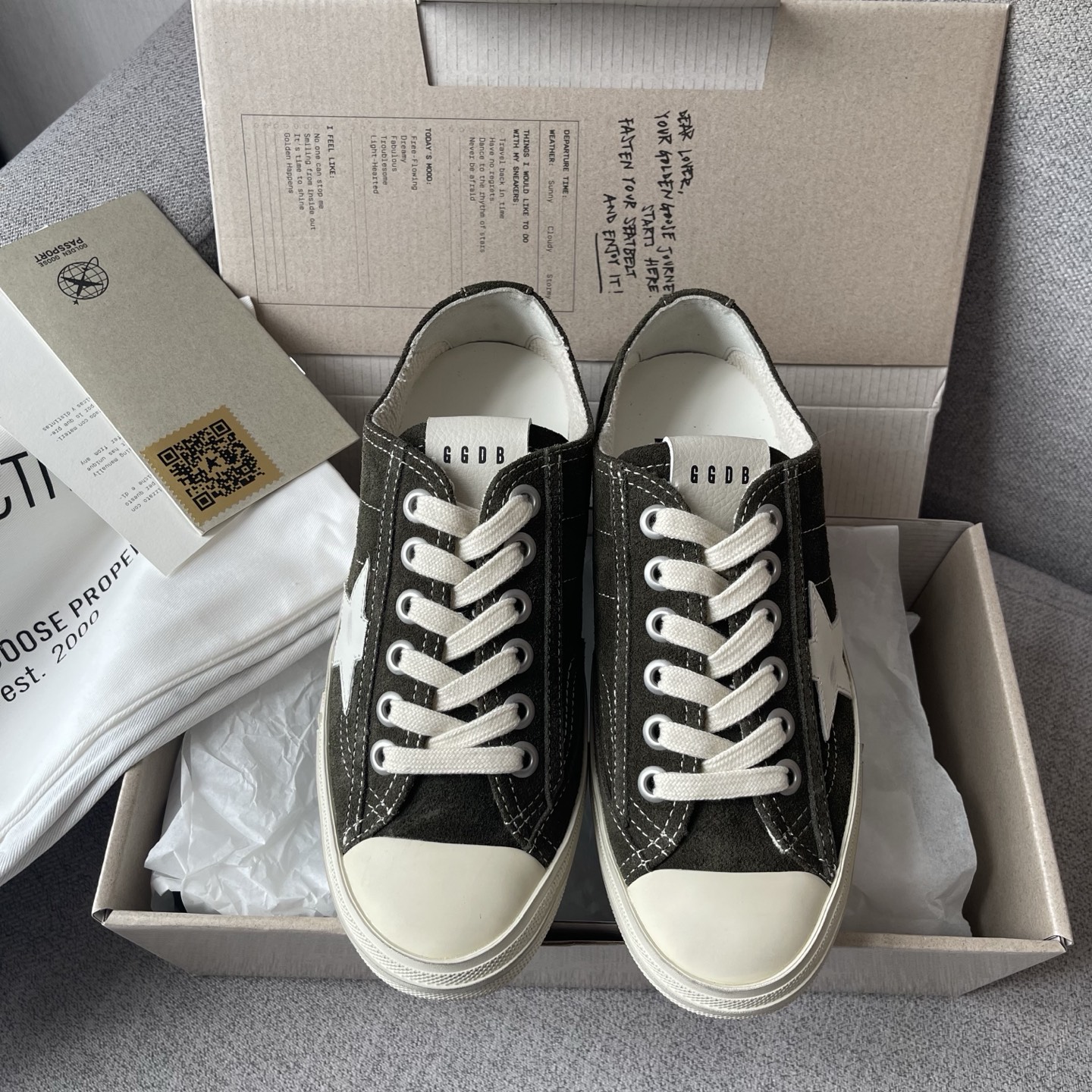 GGDB Low-Top Sneakers Suede Distressed Dirty Shoes