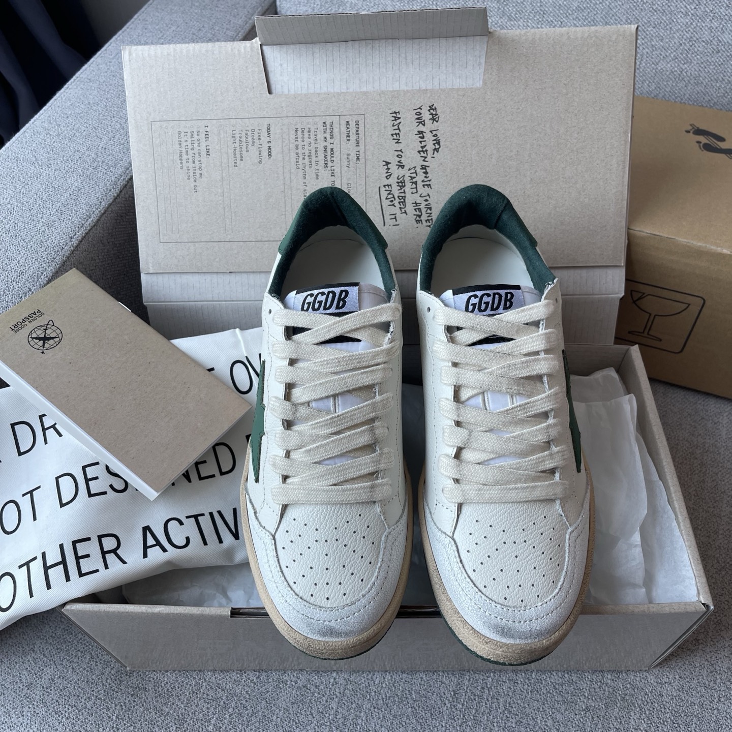 GGDB Low-Top Lace-Up Sneakers White Green Leather Distressed