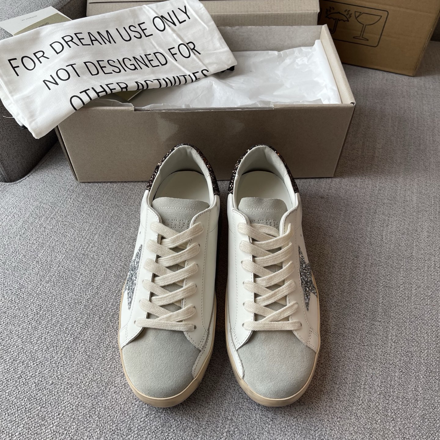 GGDB Low-Top Lace-Up Sneakers White Grey Patchwork Sequin Star Distressed