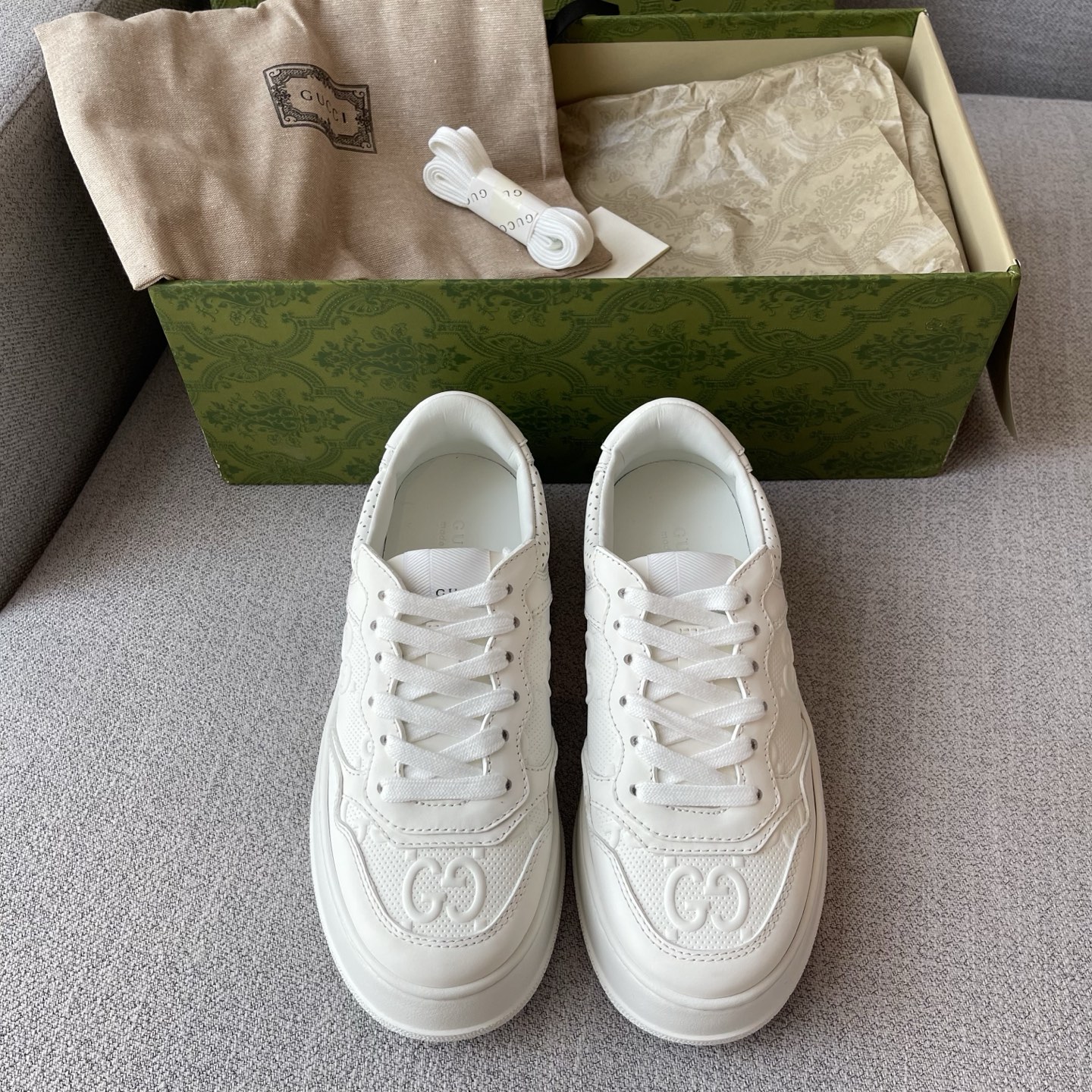 GUCCI 厚底 牛皮 沖孔 運動鞋