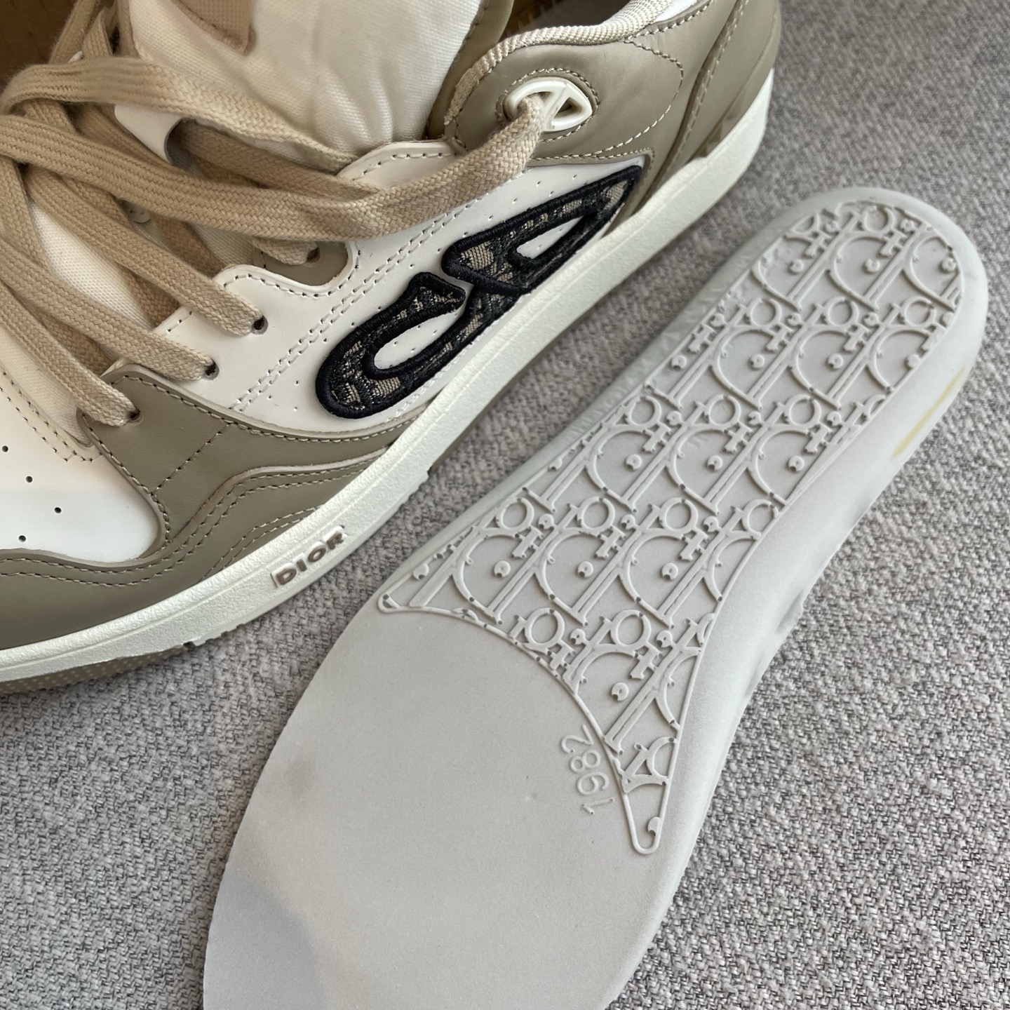 盟可睐 Moncler 高定典藏名品高定成衣时装外套连衣裙衬衫T恤 #0097C495 9