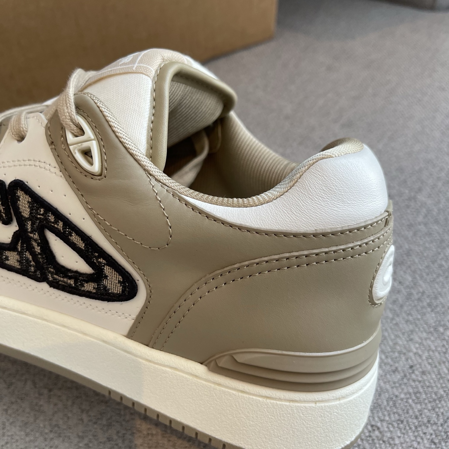 盟可睐 Moncler 高定典藏名品高定成衣时装外套连衣裙衬衫T恤 #0097C495 6