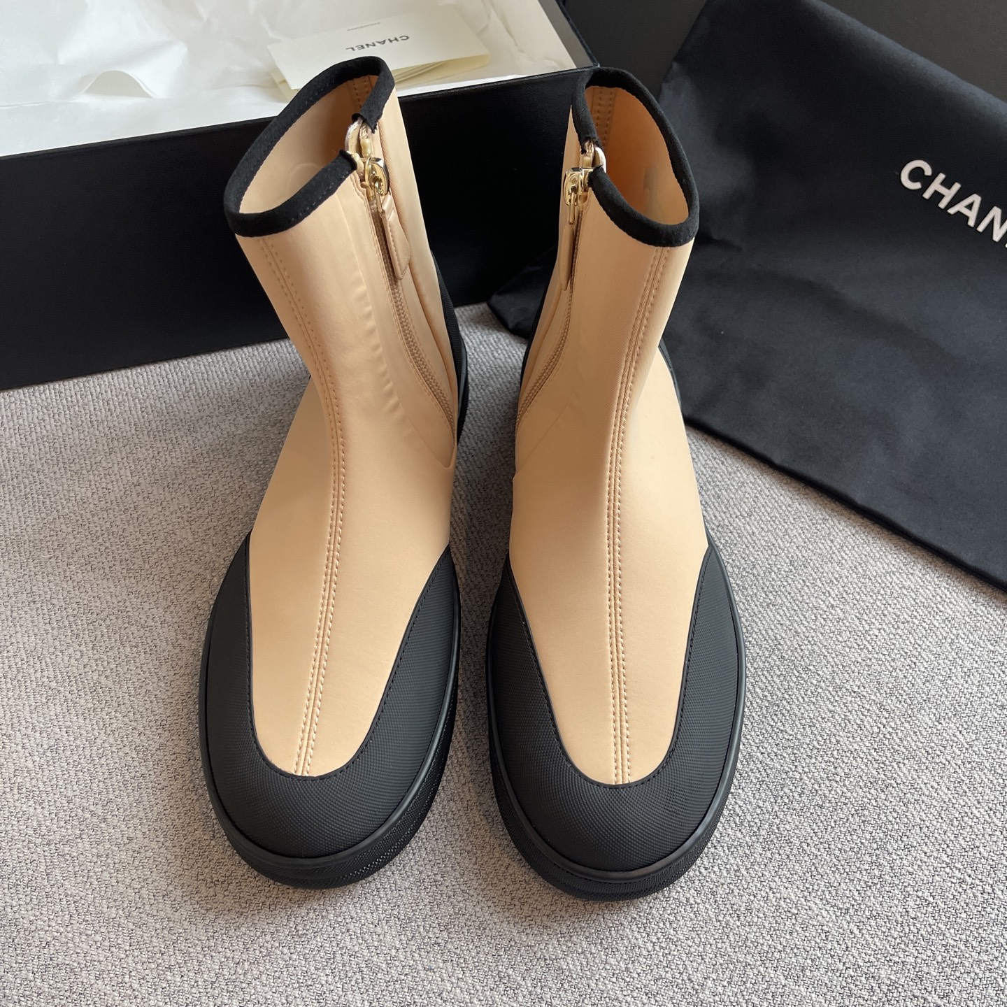 CHANEL 杏色 弹力 短靴 拼色 平底 侧拉链