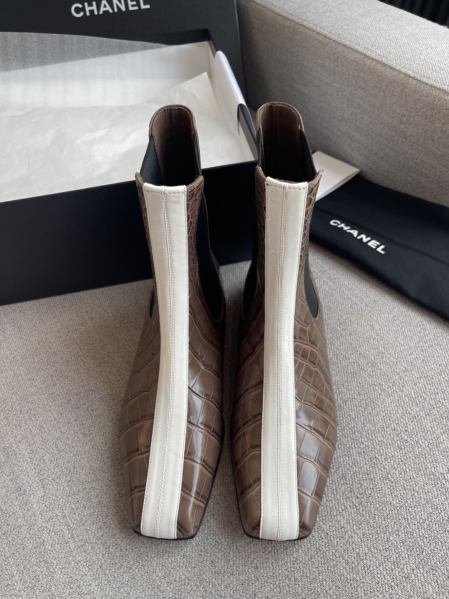 CHANEL 短靴 牛皮 鳄鱼压纹 拼色 松紧带