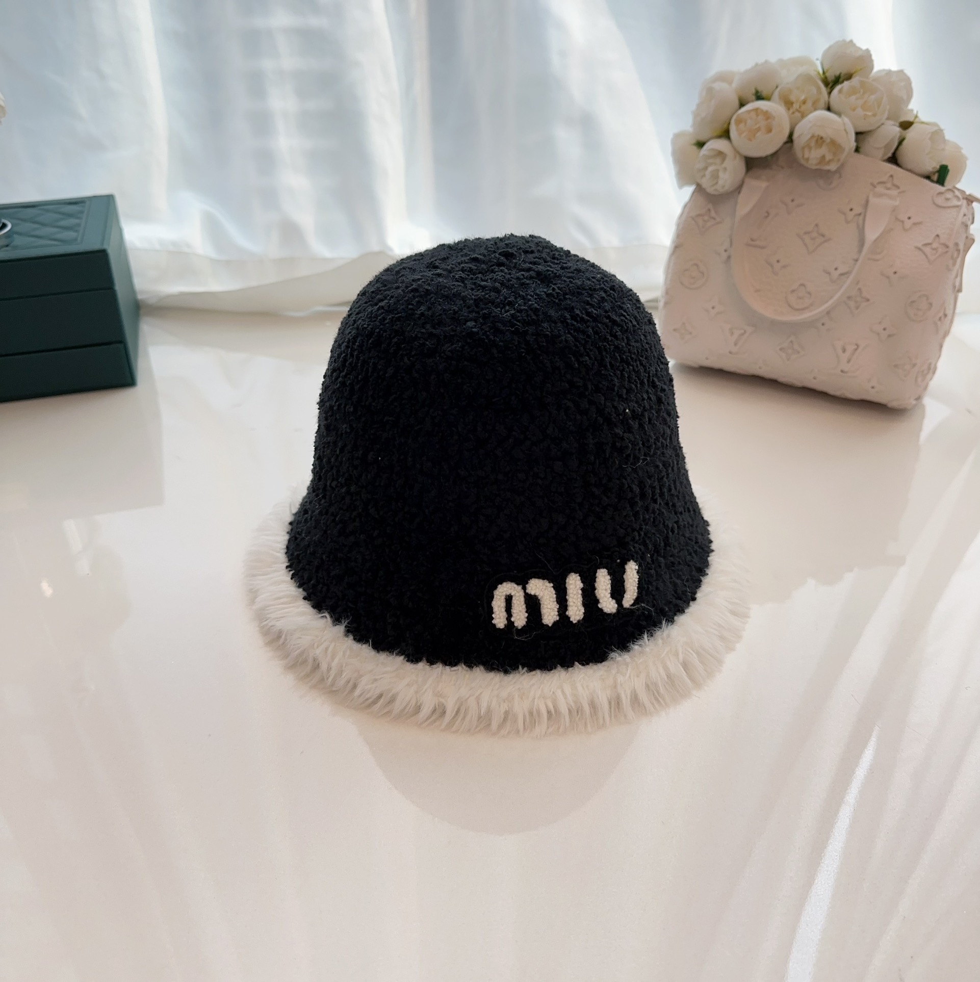 미우미우 모자 81140 Miu Miu Cap