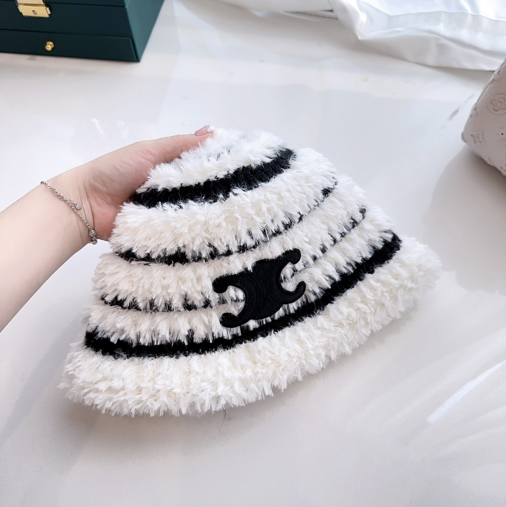 셀린느 모자 84267 Celine Cap 상세 이미지 9