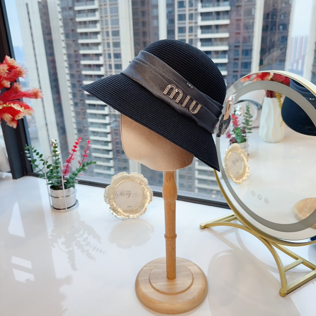 미우미우 모자 81037 Miu Miu Cap