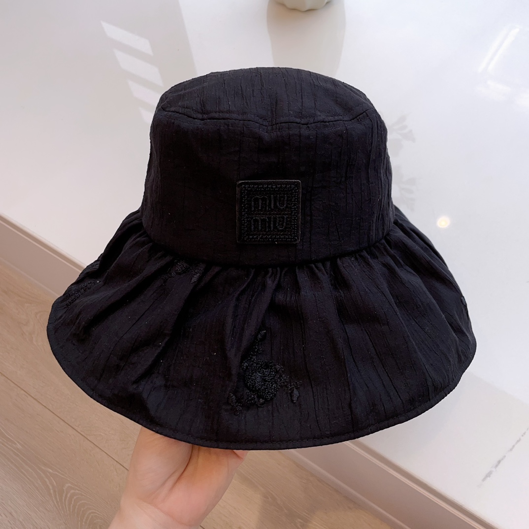 미우미우 모자 81033 Miu Miu Cap