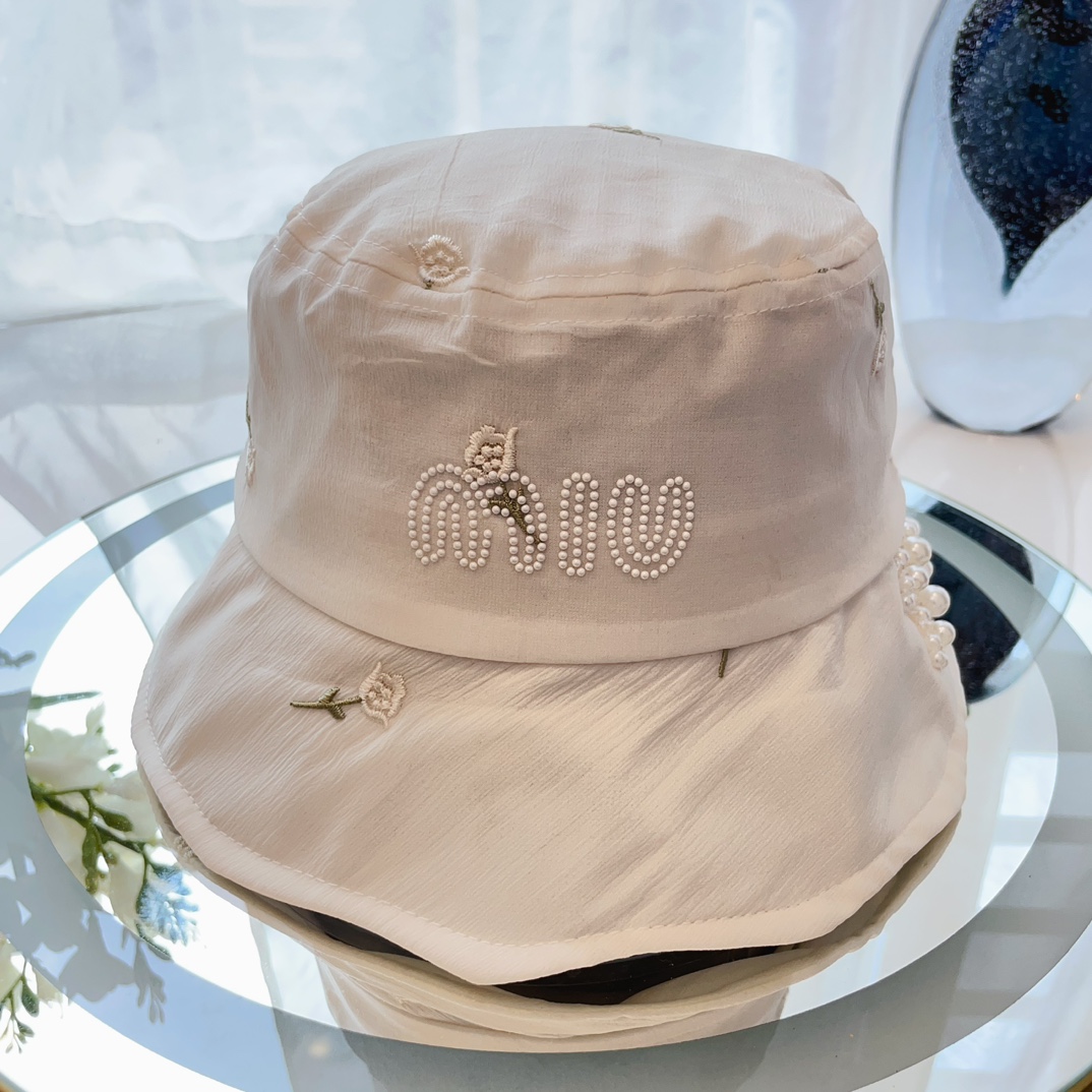 미우미우 모자 81025 Miu Miu Cap