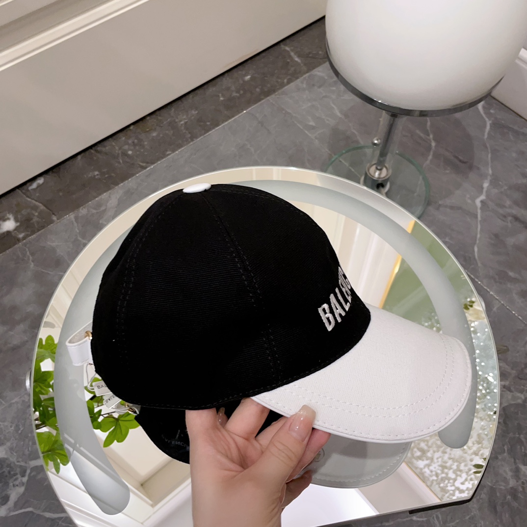 발렌시아가 모노그램 야구모자 상세 이미지 5