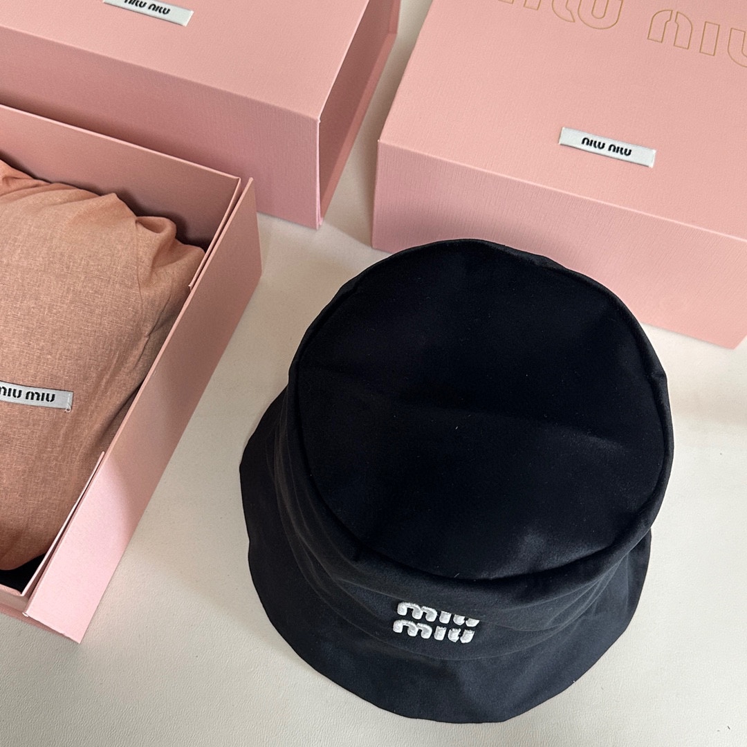 미우미우 모자 80972 Miu Miu Cap