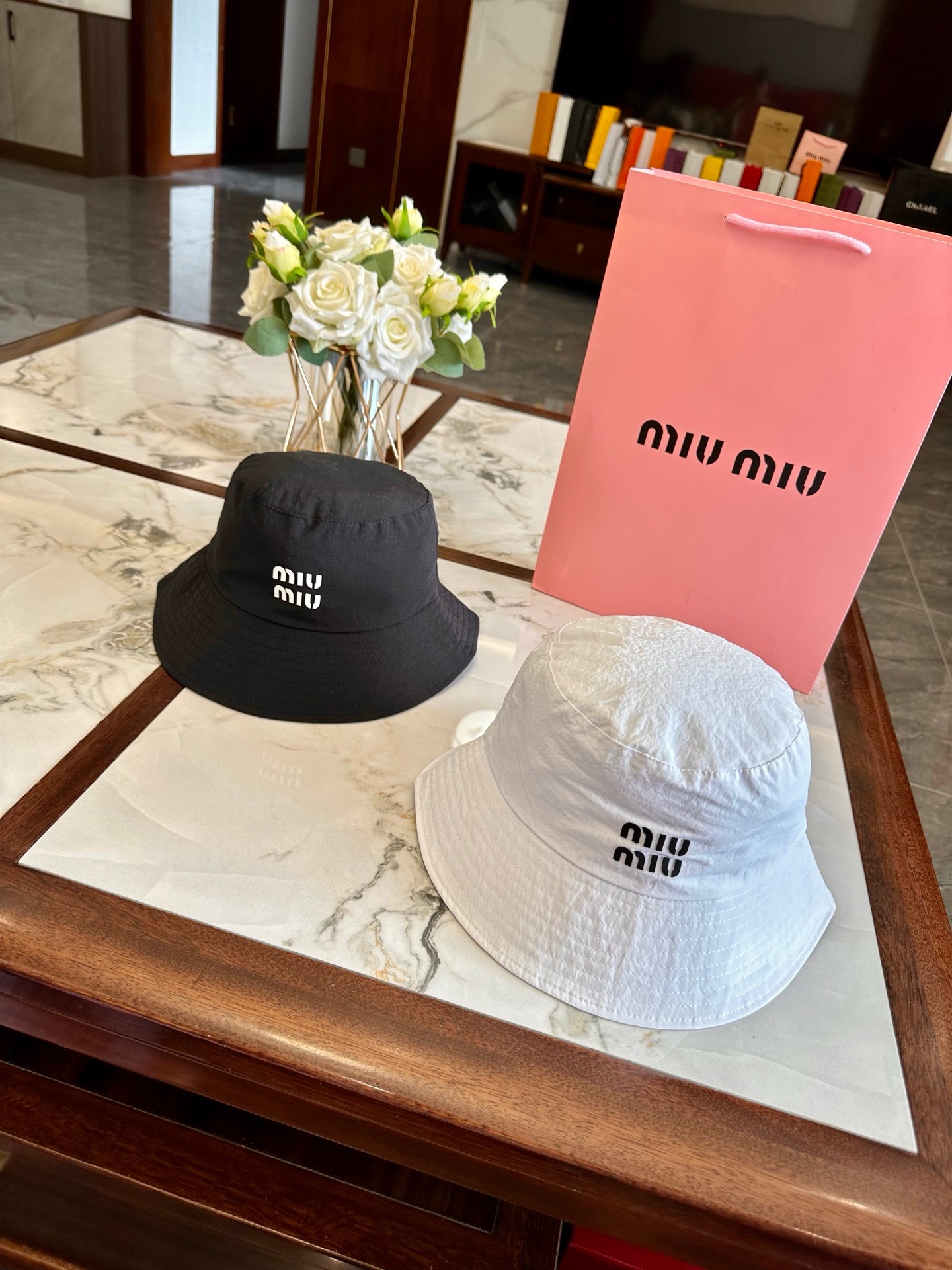 미우미우 모자 79425 Miu Miu Cap