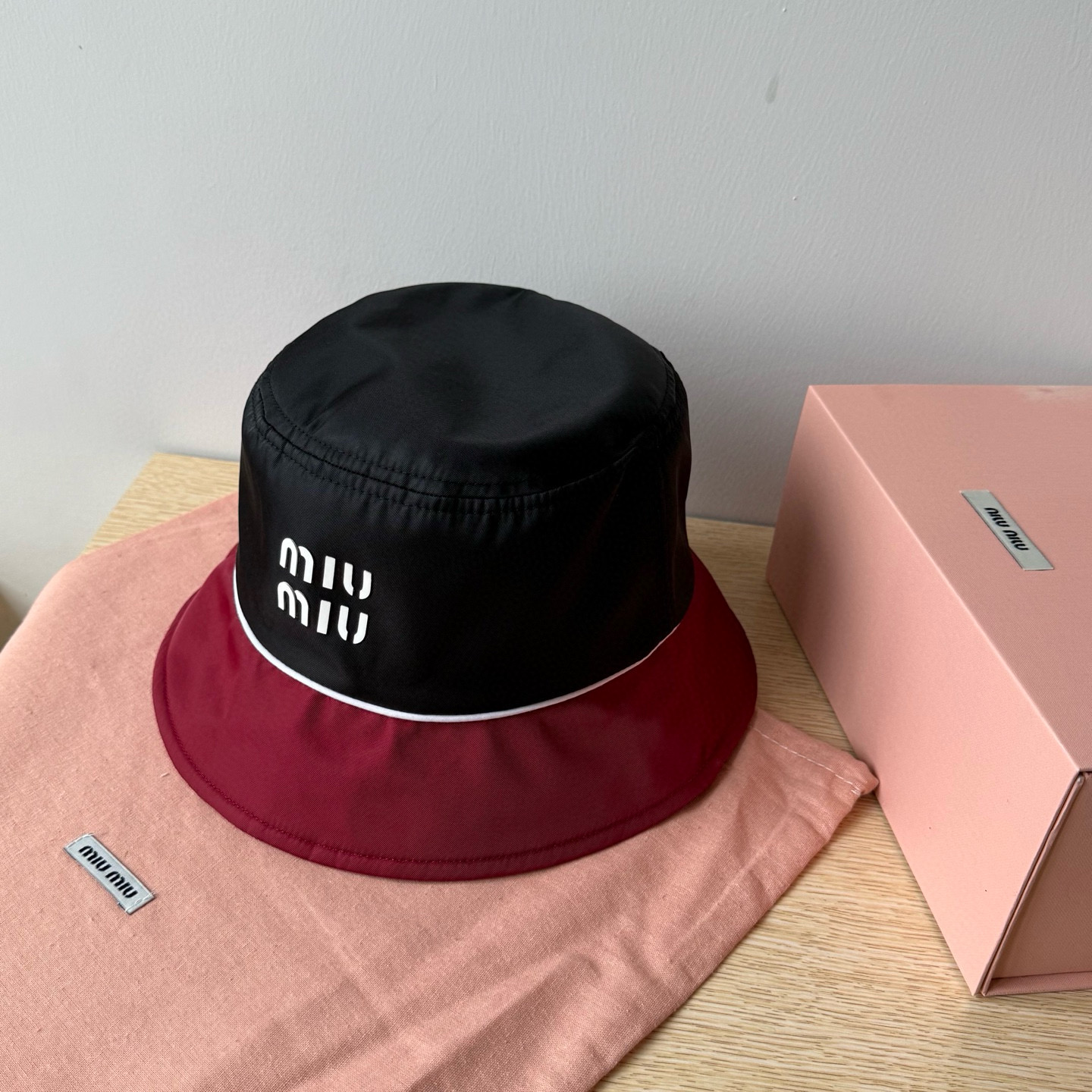 미우미우 모자 81298 Miu Miu Cap