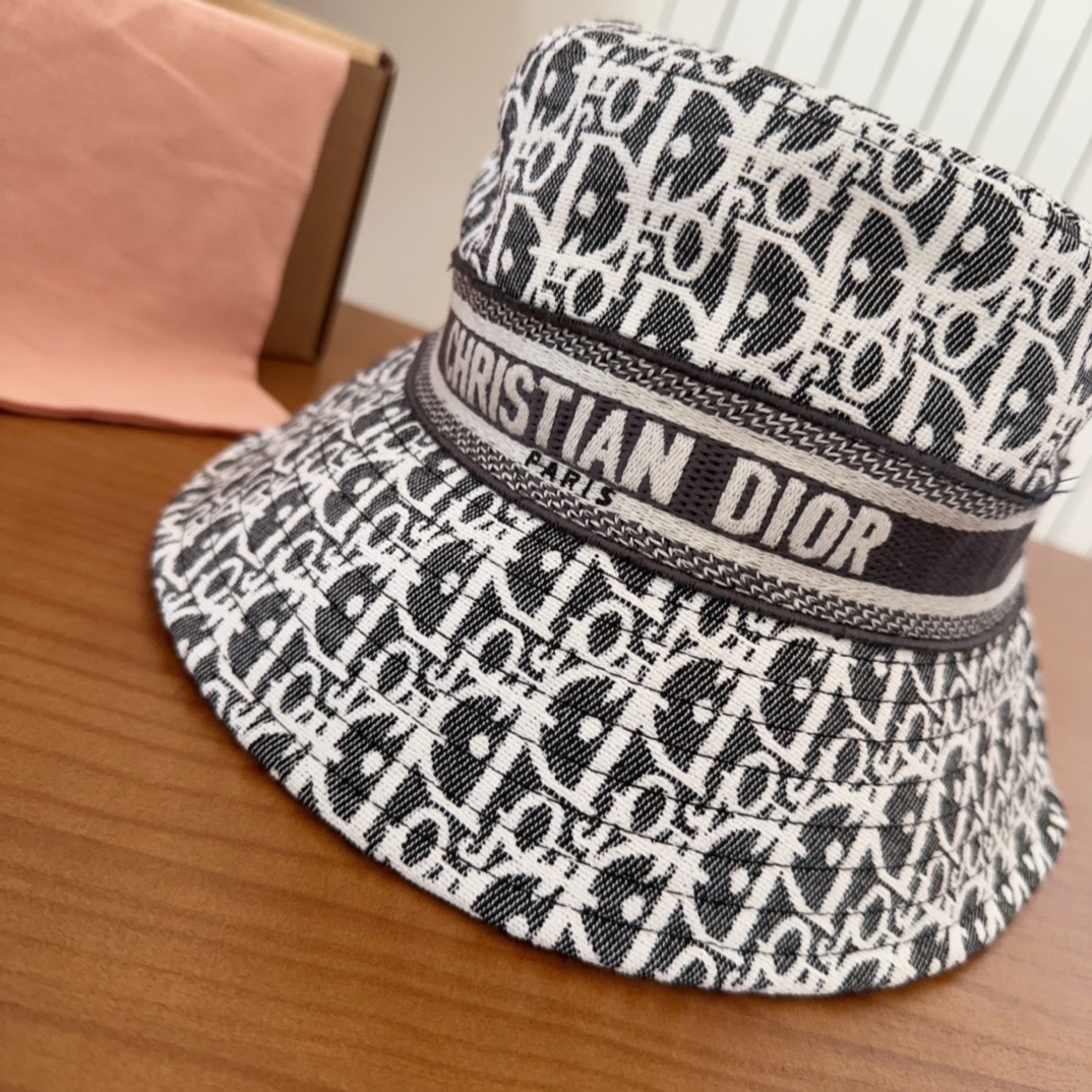 디올 모자 135037 Dior Cap 썸네일 이미지