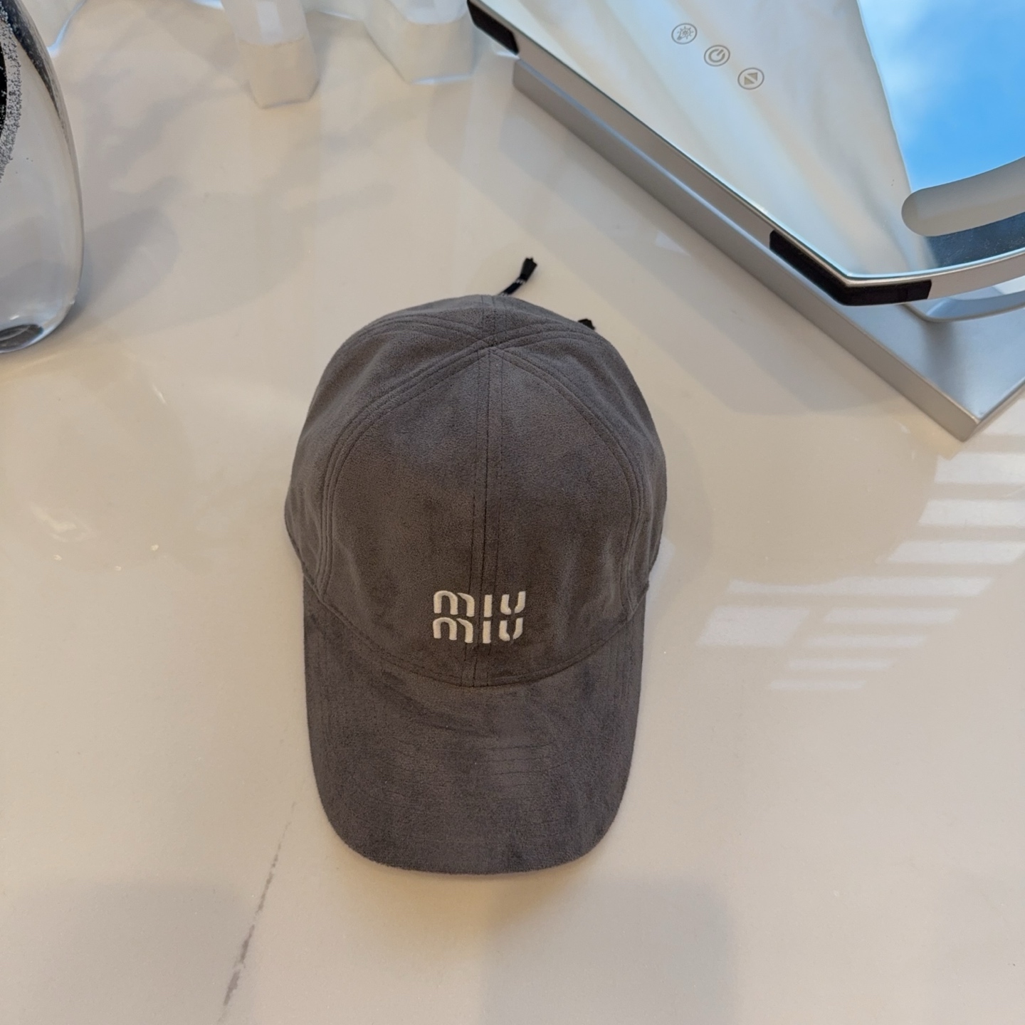 미우미우 모자 81381 Miu Miu Cap