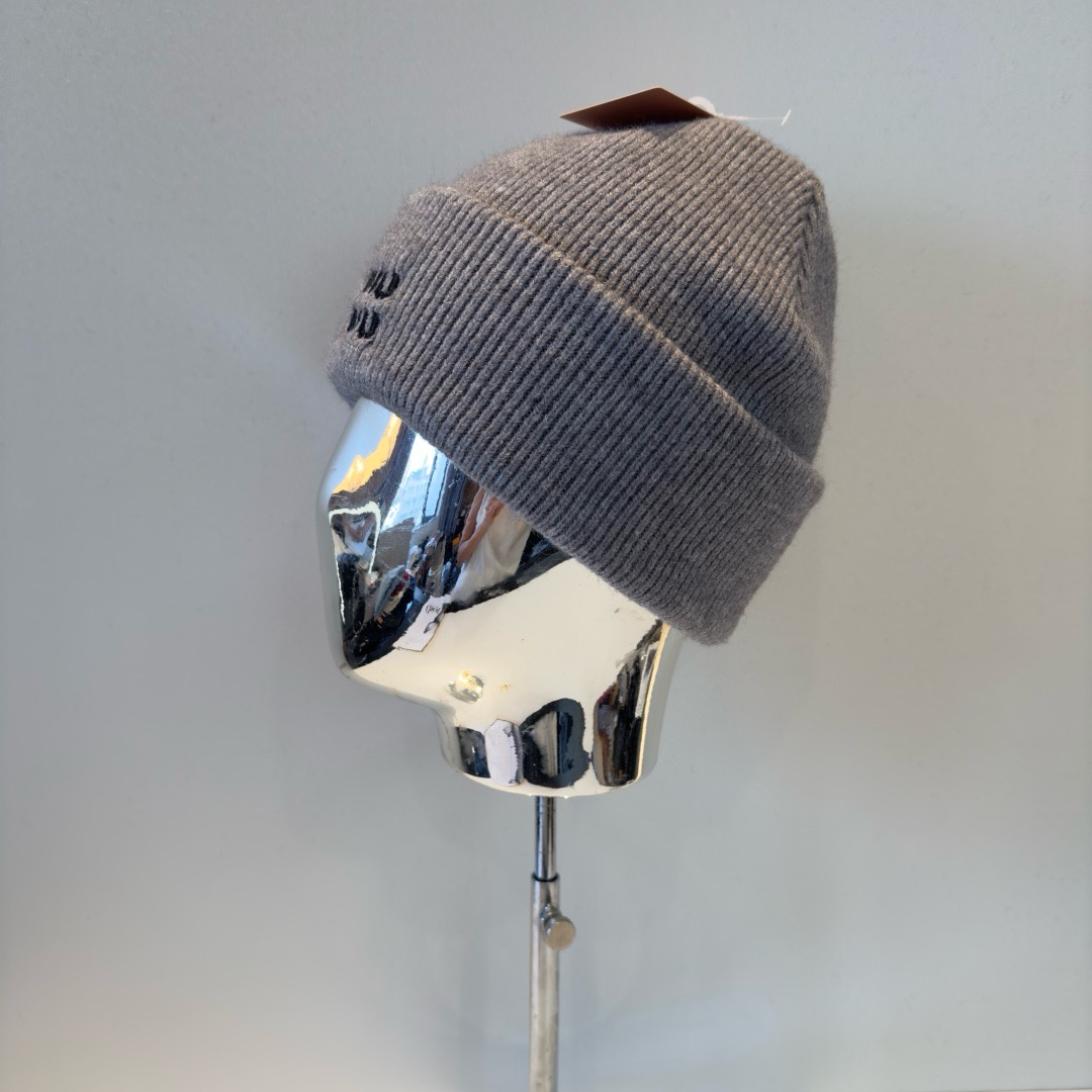 미우미우 모자 81390 Miu Miu Cap