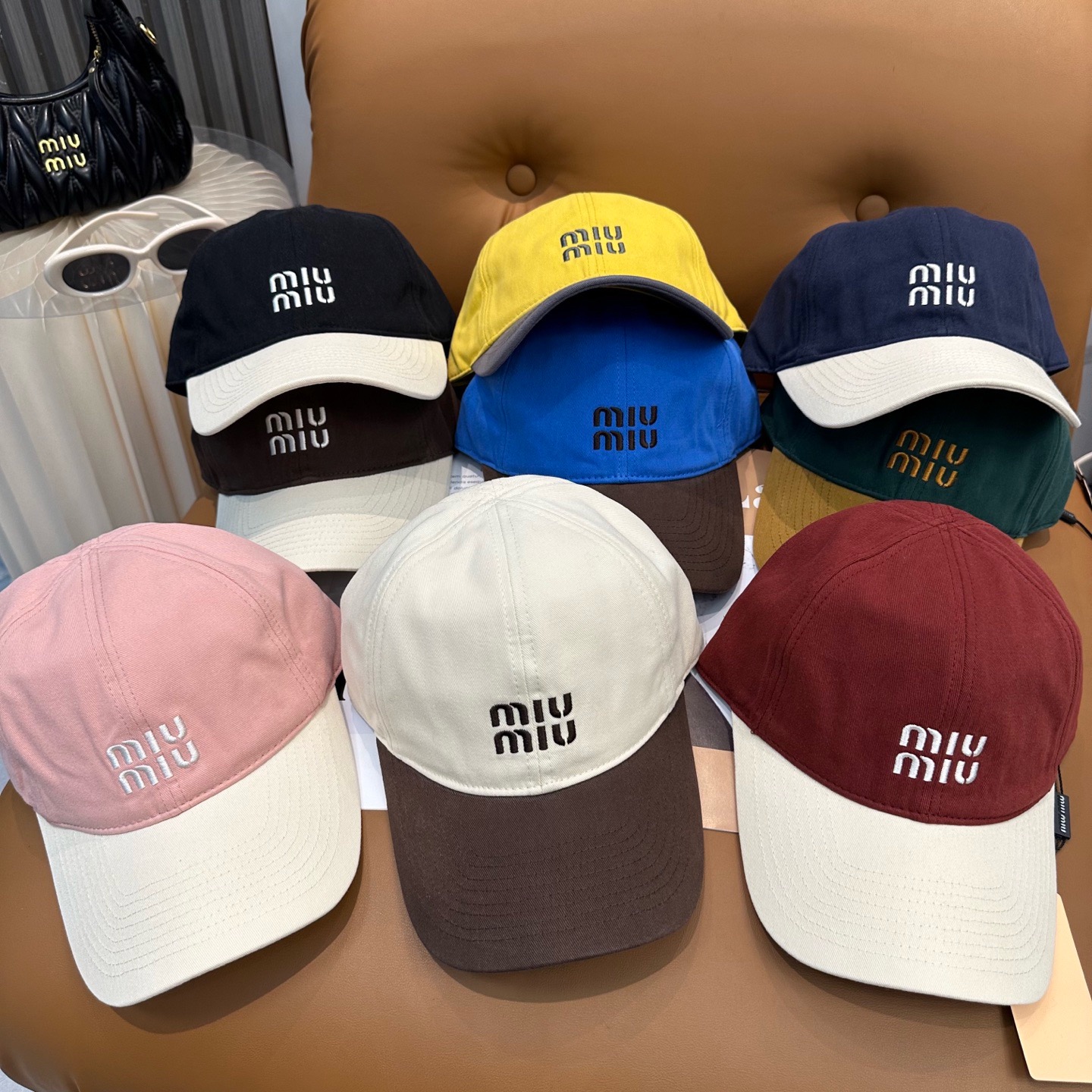 미우미우 모자 81408 Miu Miu Cap 상세 이미지 8