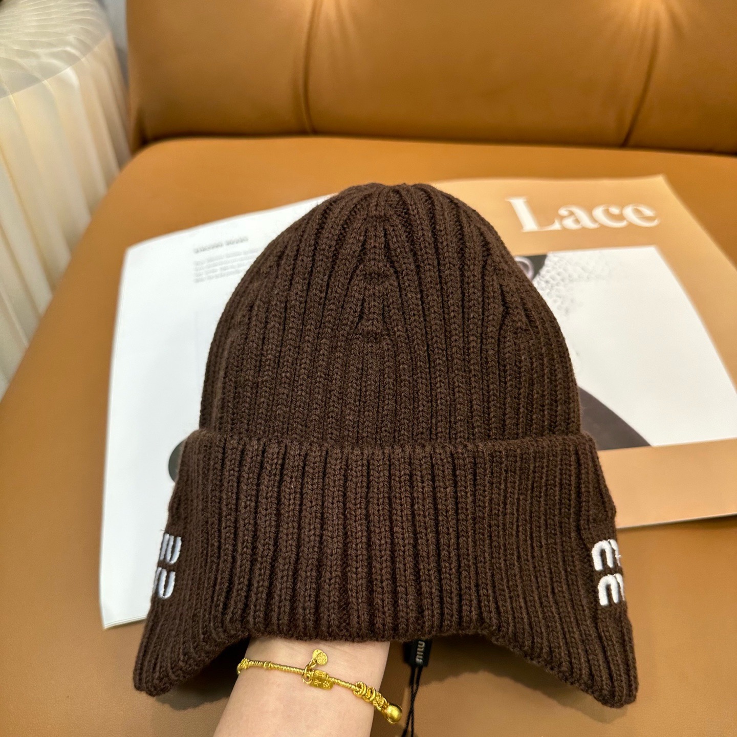 미우미우 모자 81424 Miu Miu Cap