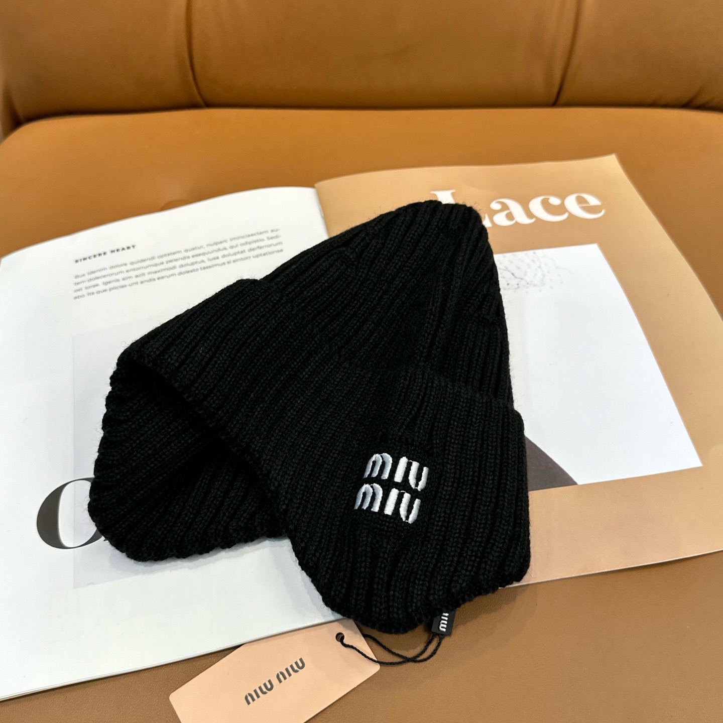 미우미우 모자 81425 Miu Miu Cap
