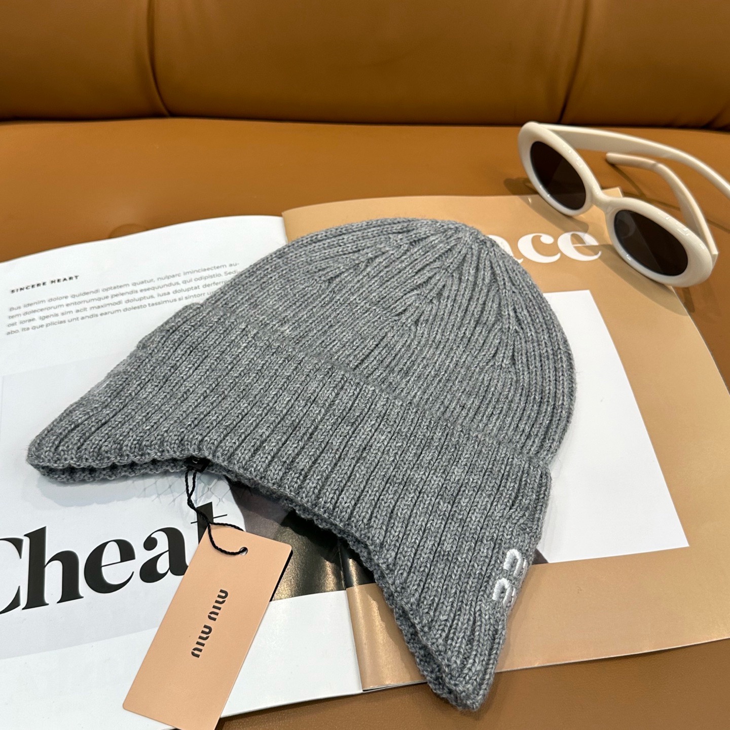 미우미우 모자 81426 Miu Miu Cap