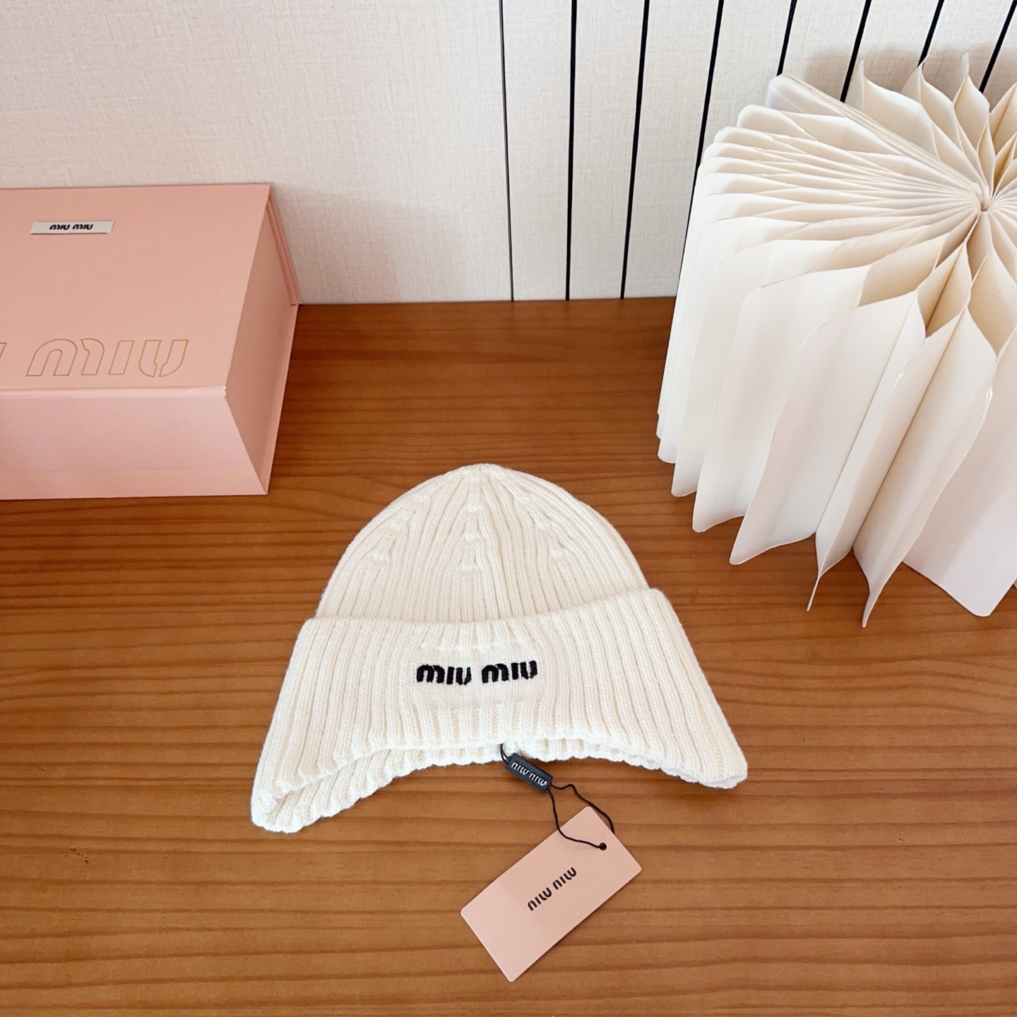 미우미우 모자 80880 Miu Miu Cap