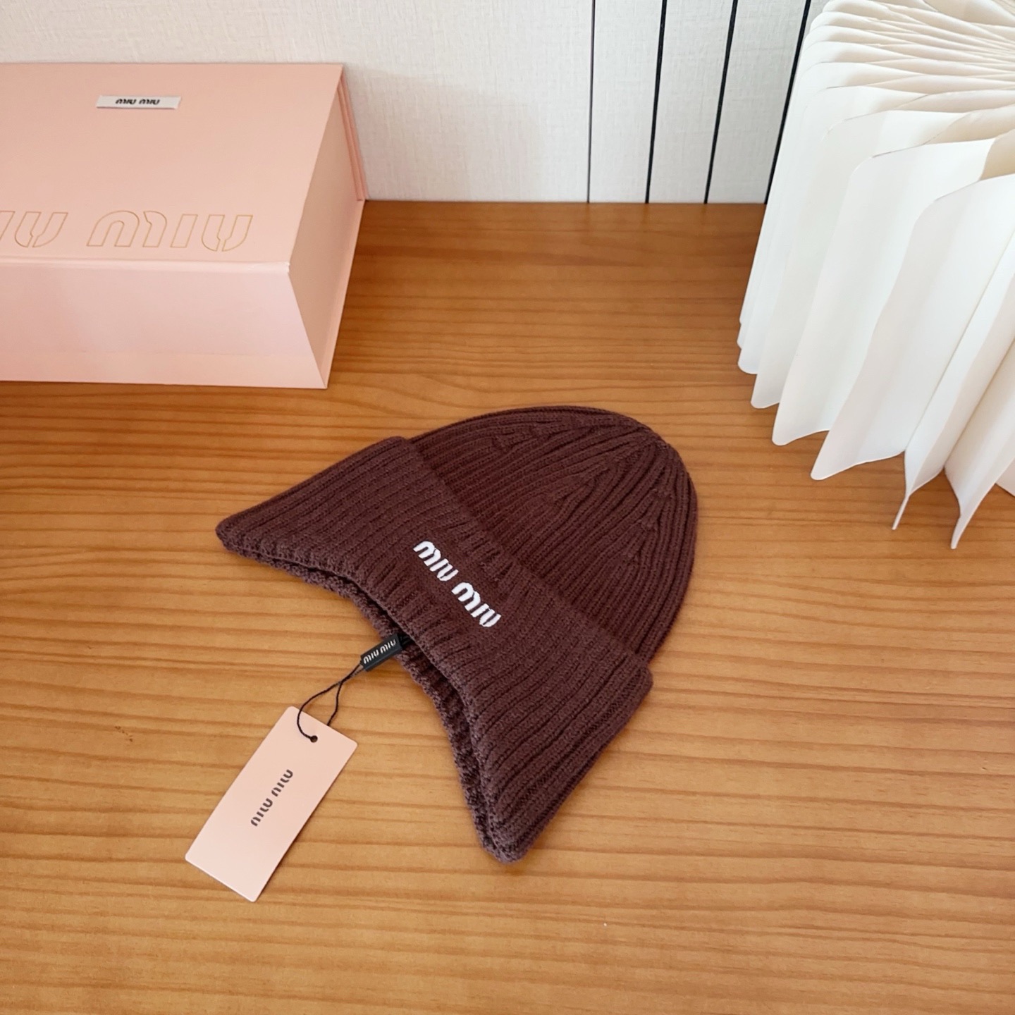 미우미우 모자 80879 Miu Miu Cap