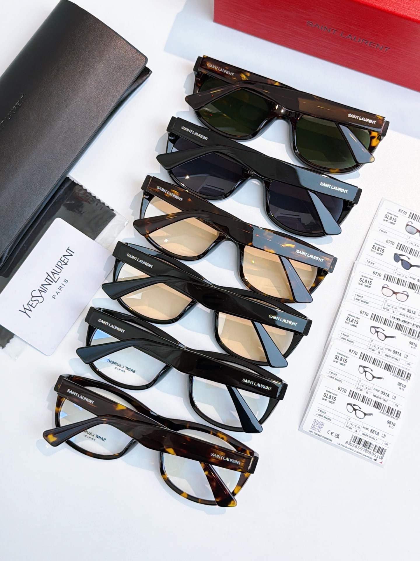 Saint Laurent SAINT LAURENT