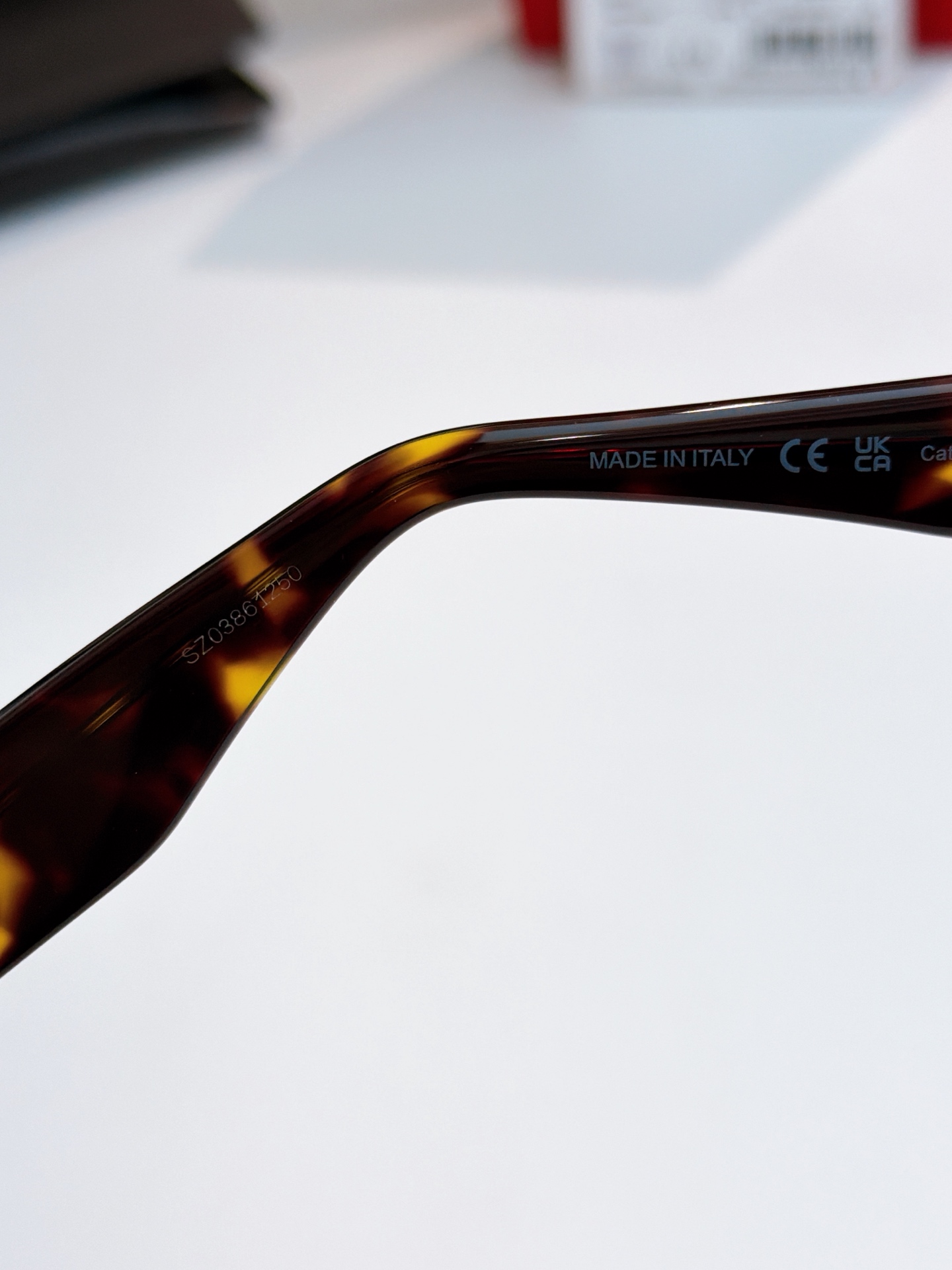 Saint Laurent SAINT LAURENT