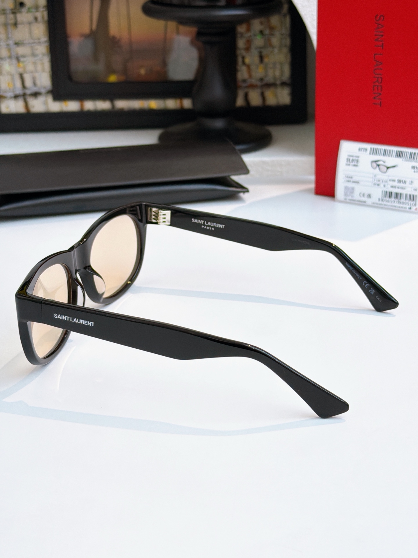 Saint Laurent SAINT LAURENT