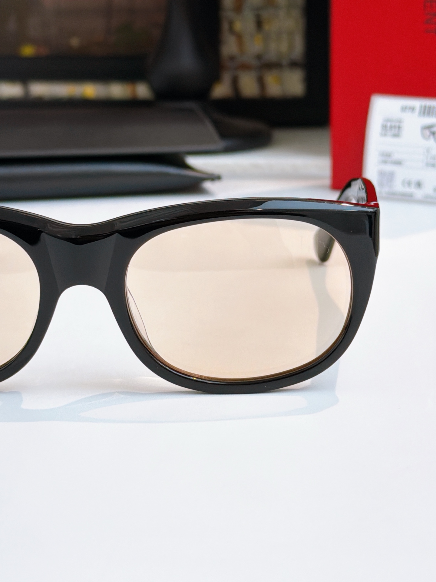 Saint Laurent SAINT LAURENT