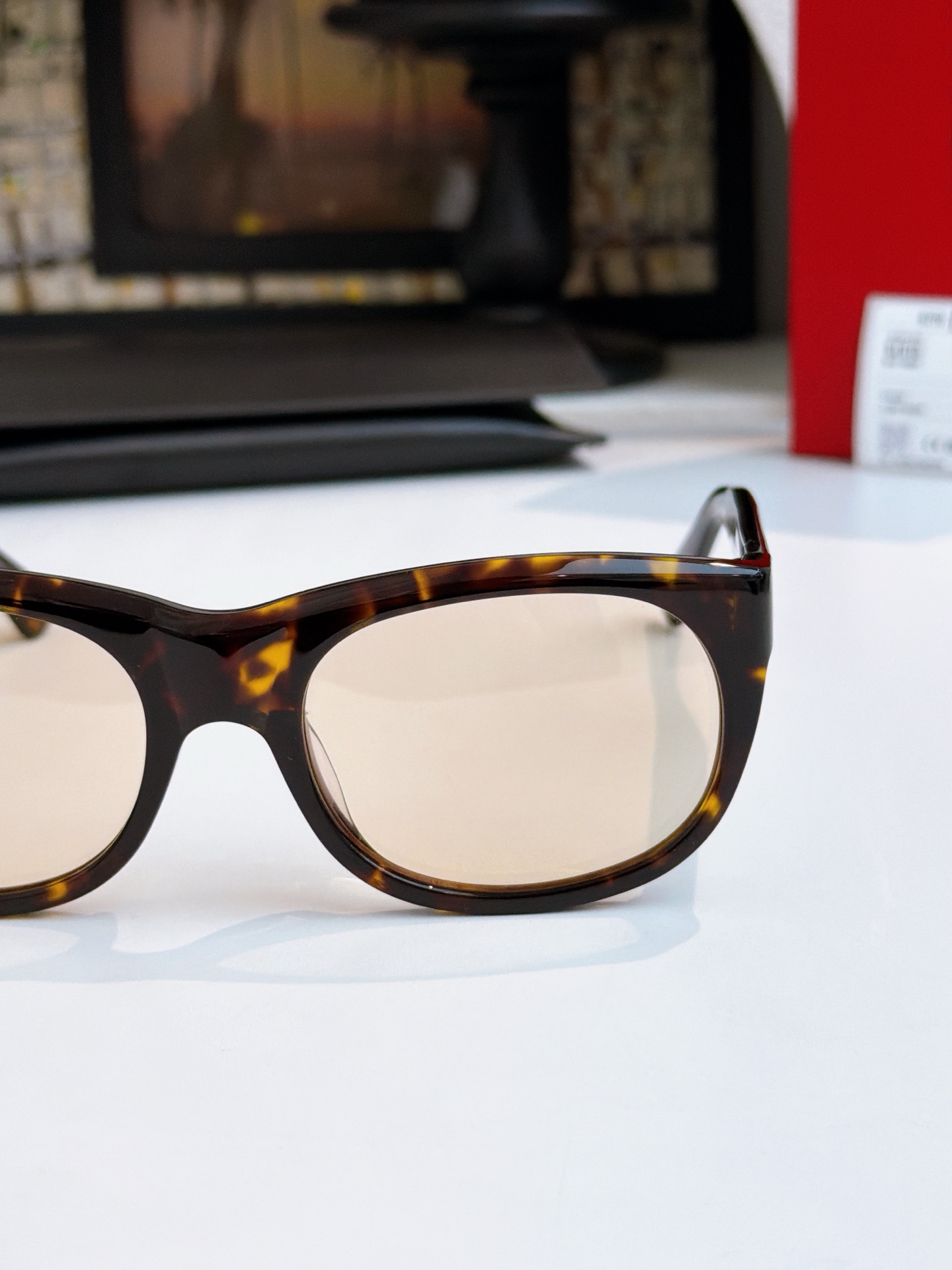 Saint Laurent SAINT LAURENT