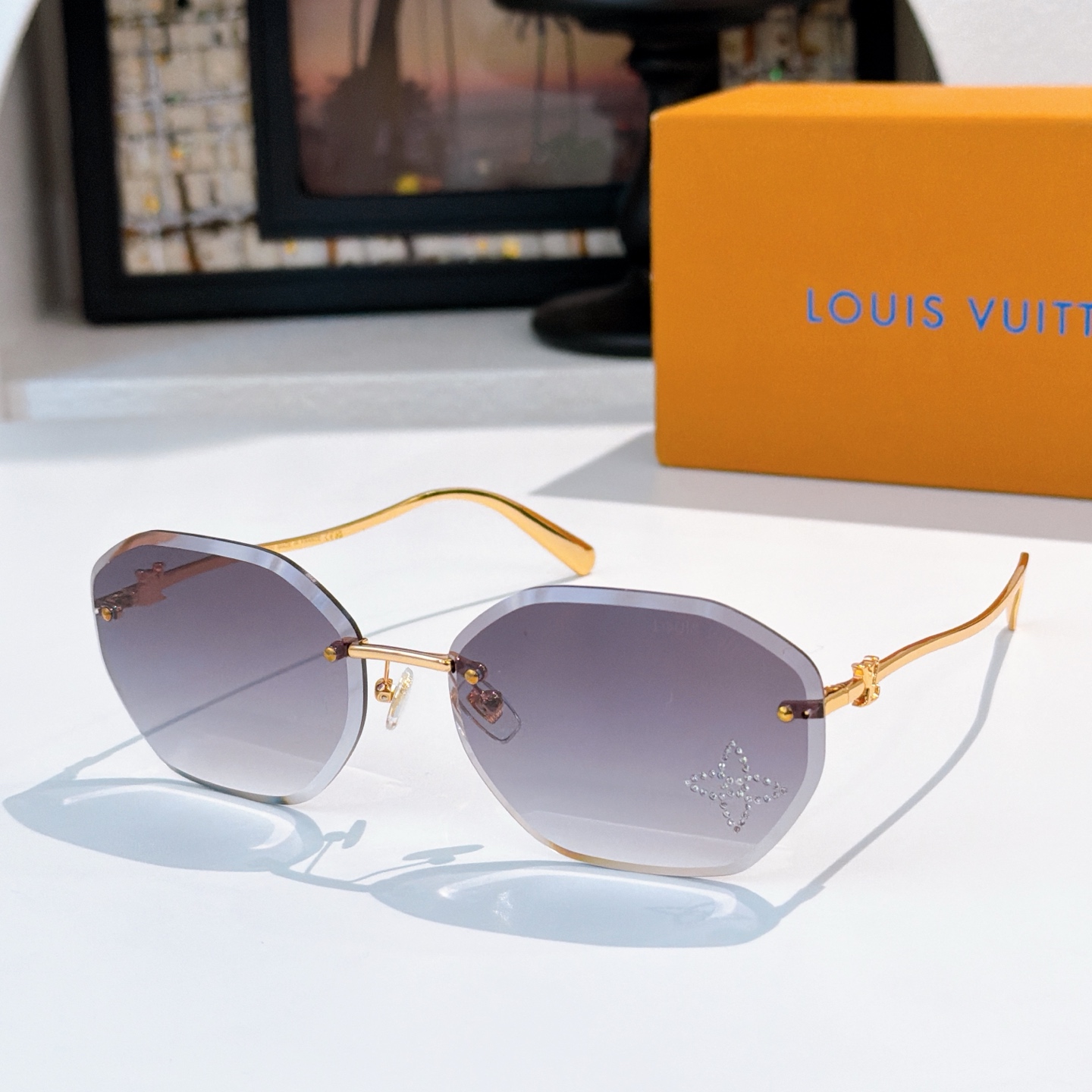 LOUIS VUITTONMod：Z1665LUSize：63口17-145🔝🔝