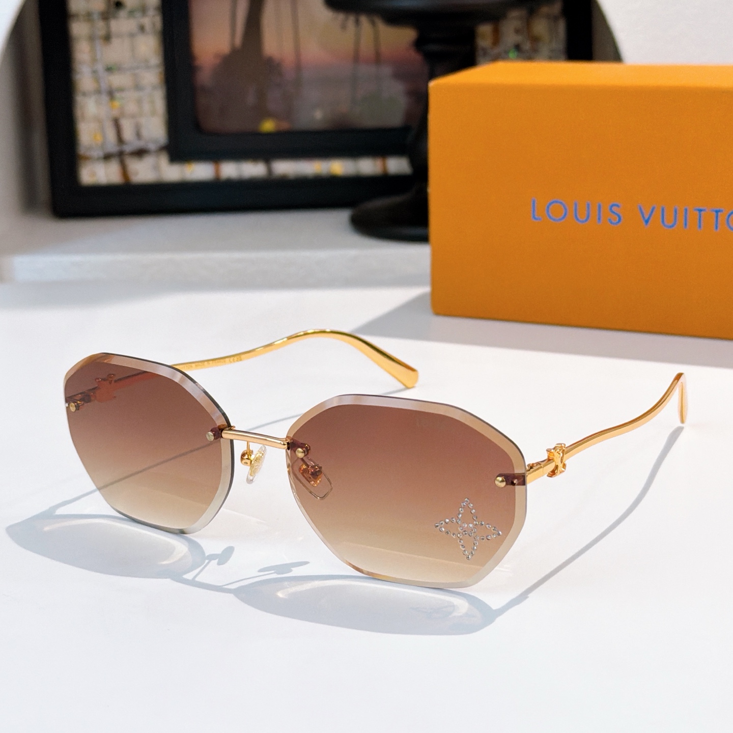 LOUIS VUITTONMod：Z1665LUSize：63口17-145🔝🔝