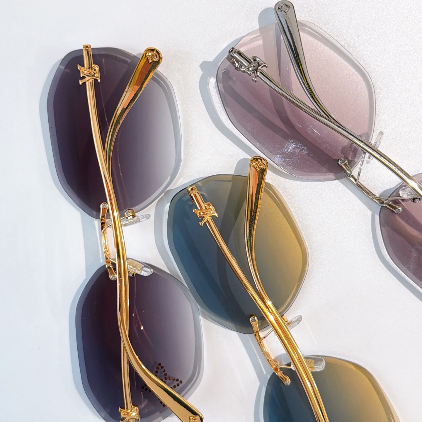 LOUIS VUITTONMod：Z1665LUSize：63口17-145🔝🔝