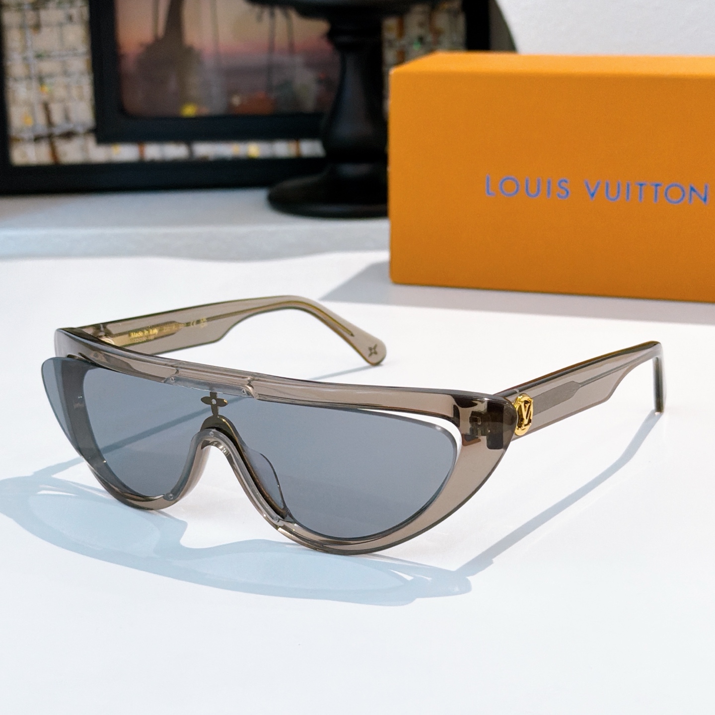 LOUIS VUITTOZ2218USize:123-0-145🔝🔝