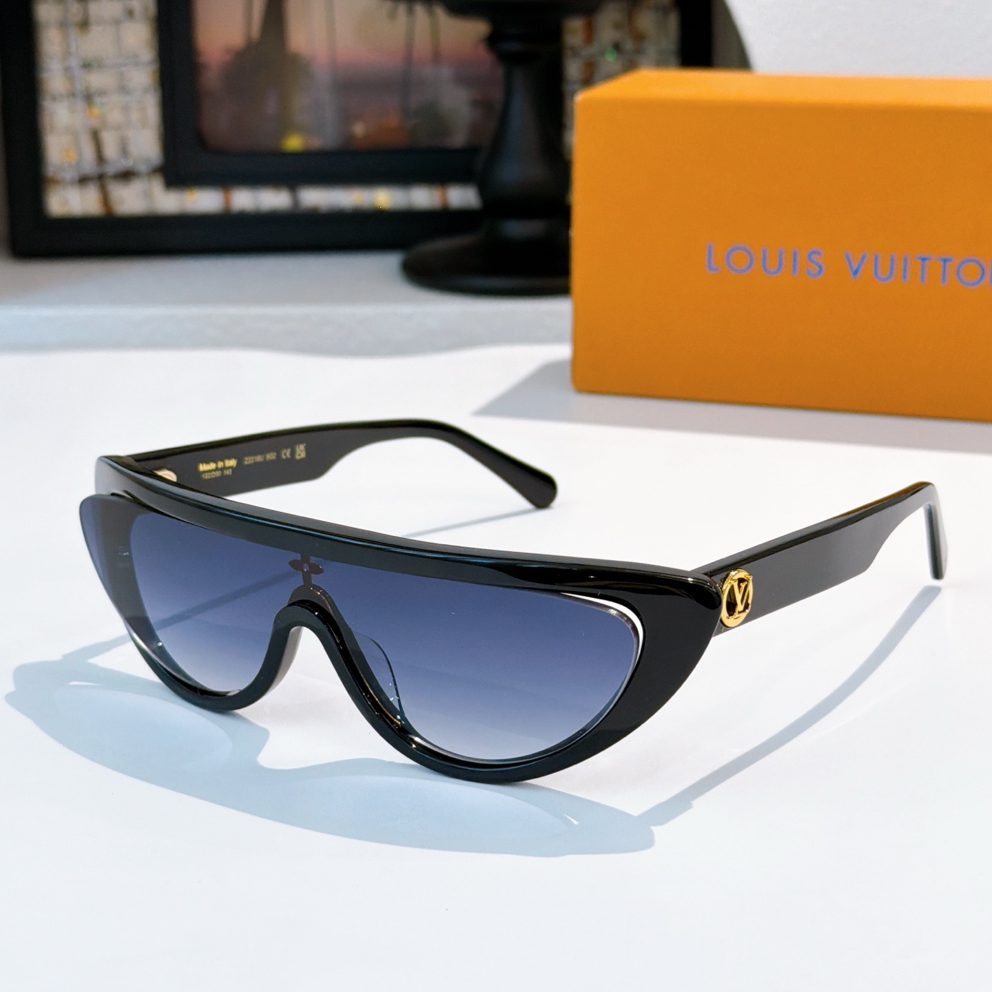 LOUIS VUITTOZ2218USize:123-0-145🔝🔝