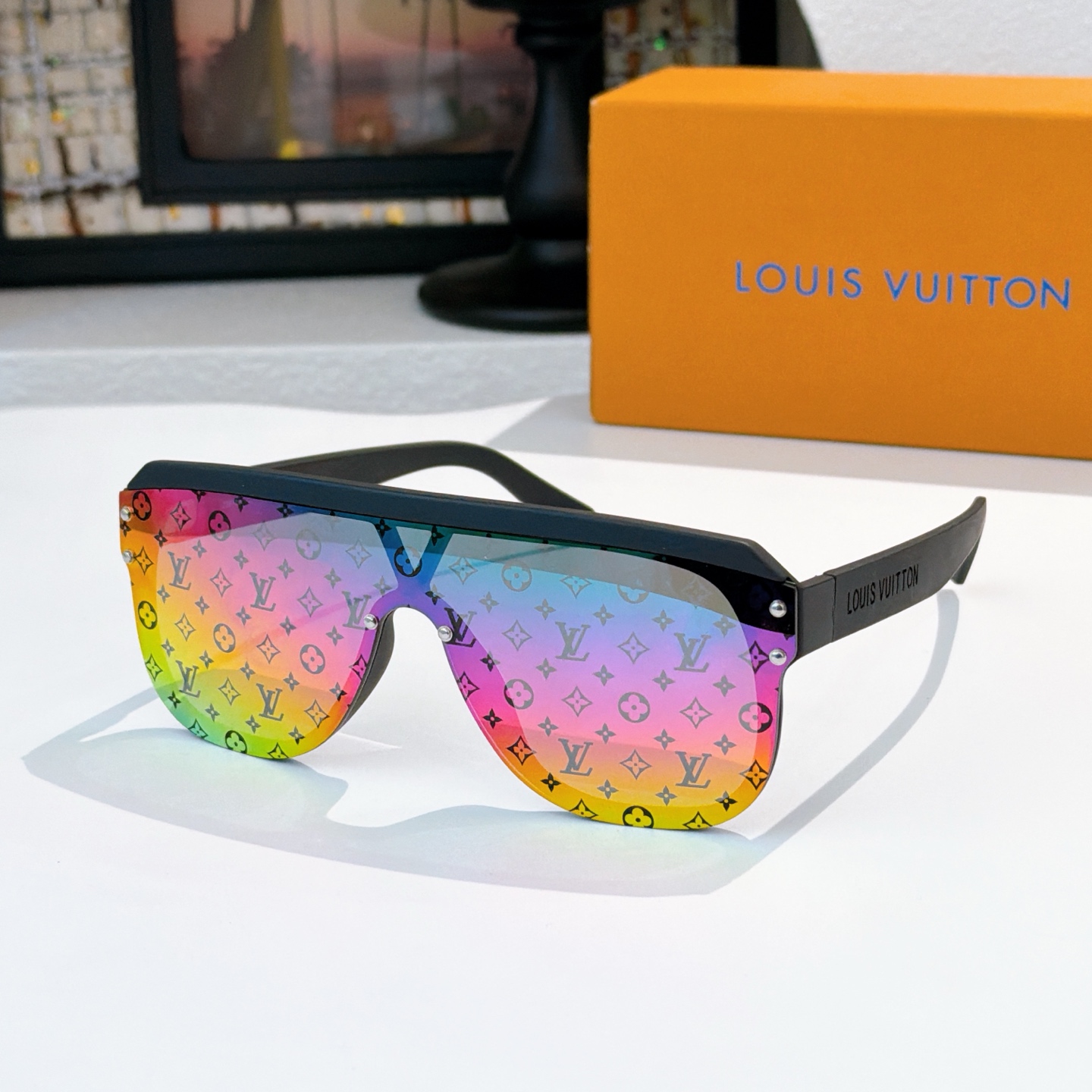 LOUIS VUITTONMODEL：Z2878USIZE：53口22-145🔝🔝！