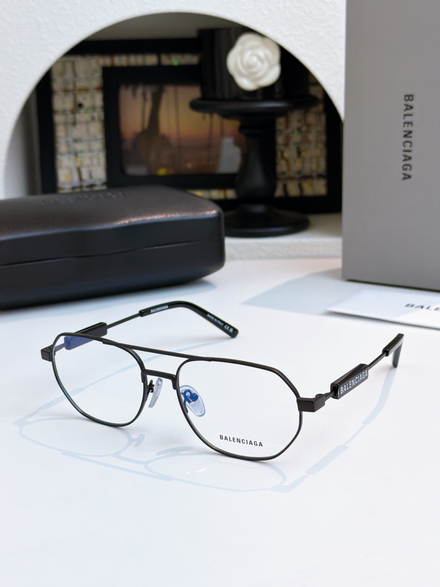 眼镜框BALENCIAG*MODEL：BB0117OSIZE：57口18-145🔝🔝