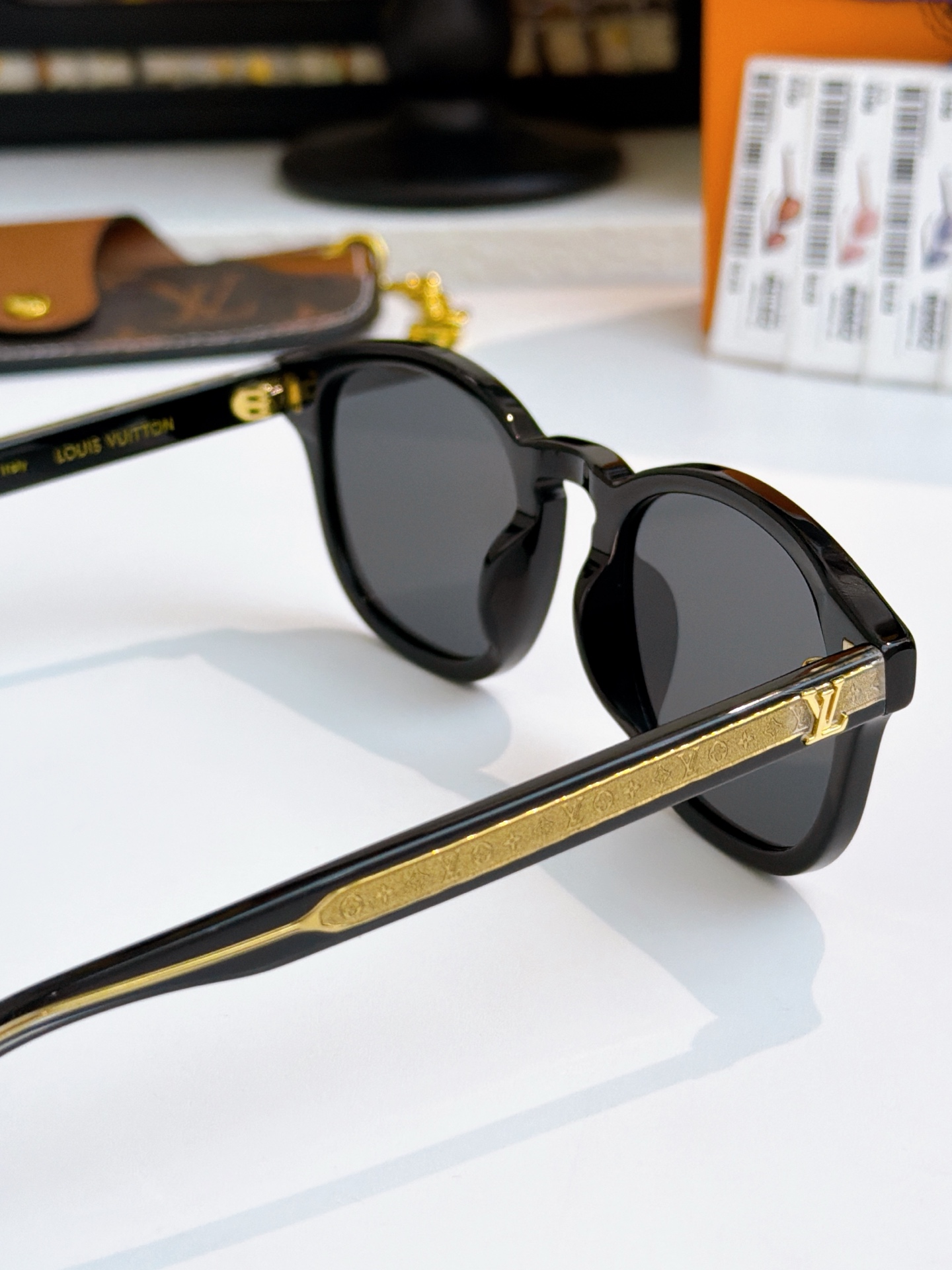 Originial quality欧阳娜娜同款Louis Vuitto*MODEL：Z2810w Z28