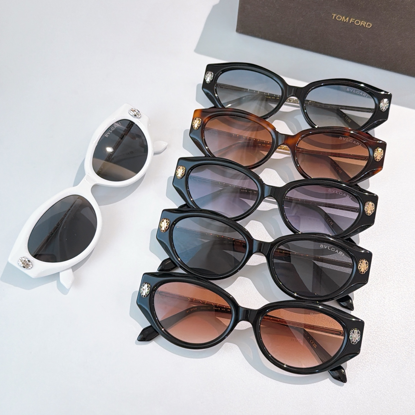 BVLGAR*MODEL：BV9012BSIZE：54口18-145 🔝🔝