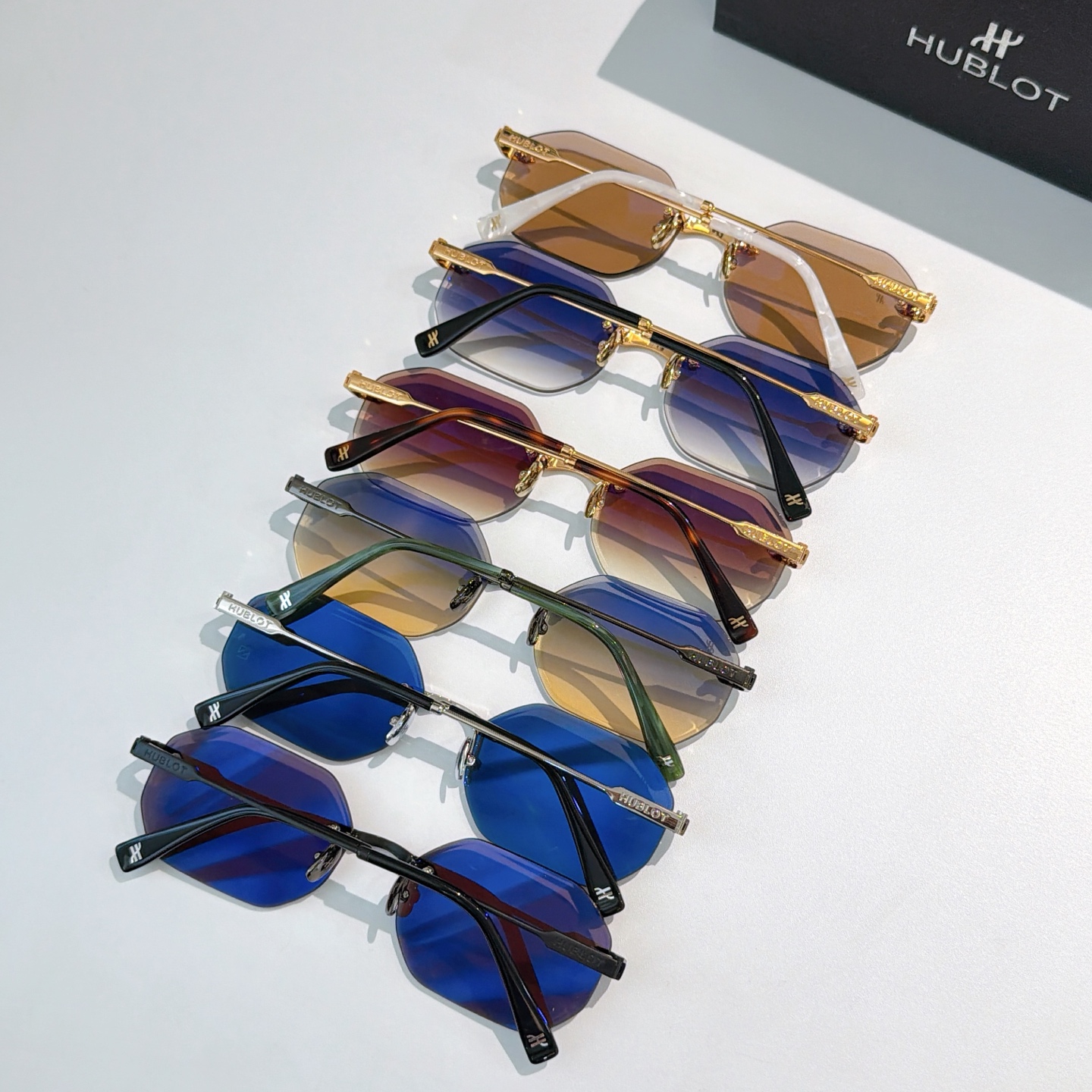 HublotMod：H1988Size：58口18-145🔝🔝