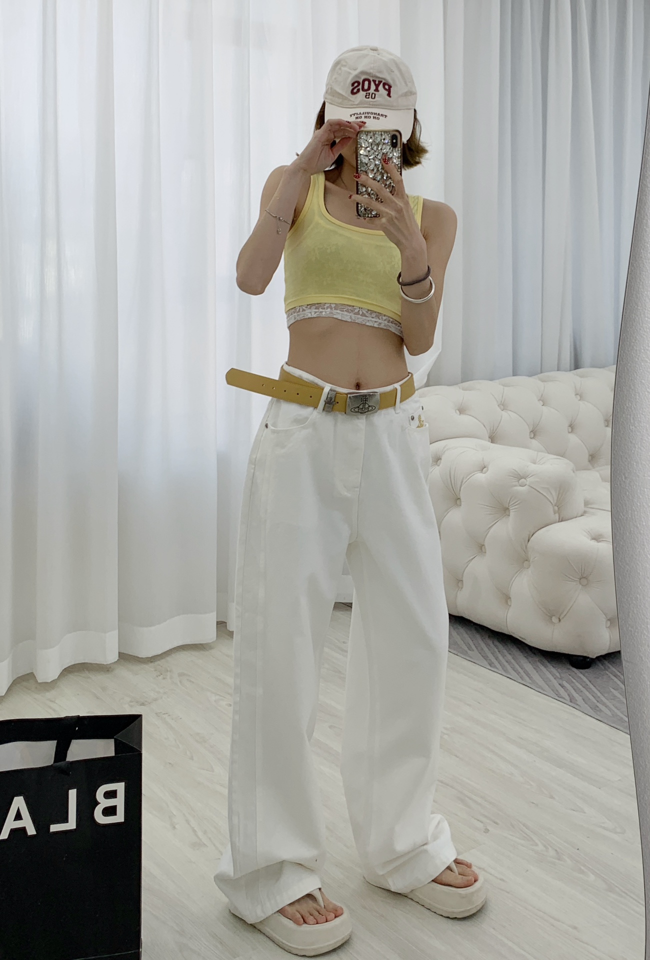 “High-Quality Women’s Clothing: 25 Years of Elegant Style, Sizes S-L Available”