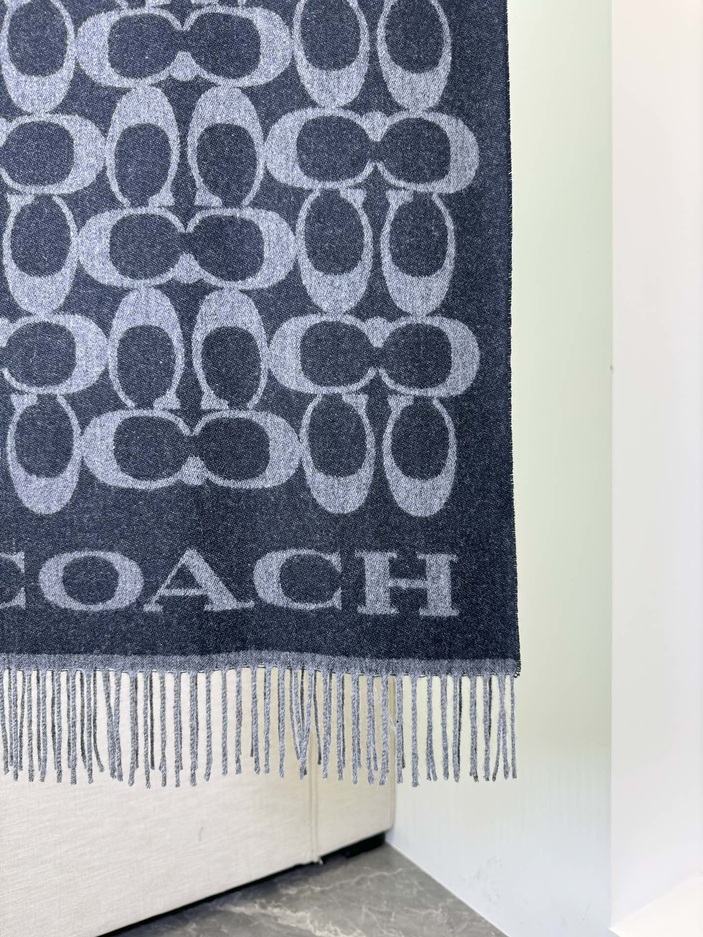 Coach 特批 正老花花型披肩