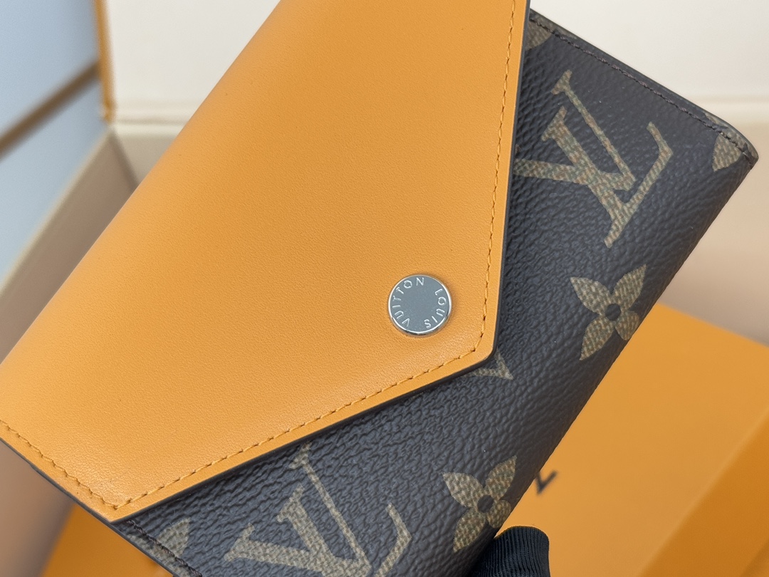 Louis Vuitton 新款钱包 豆豆款三折 M12390黄色 M12387大红 M12885大红